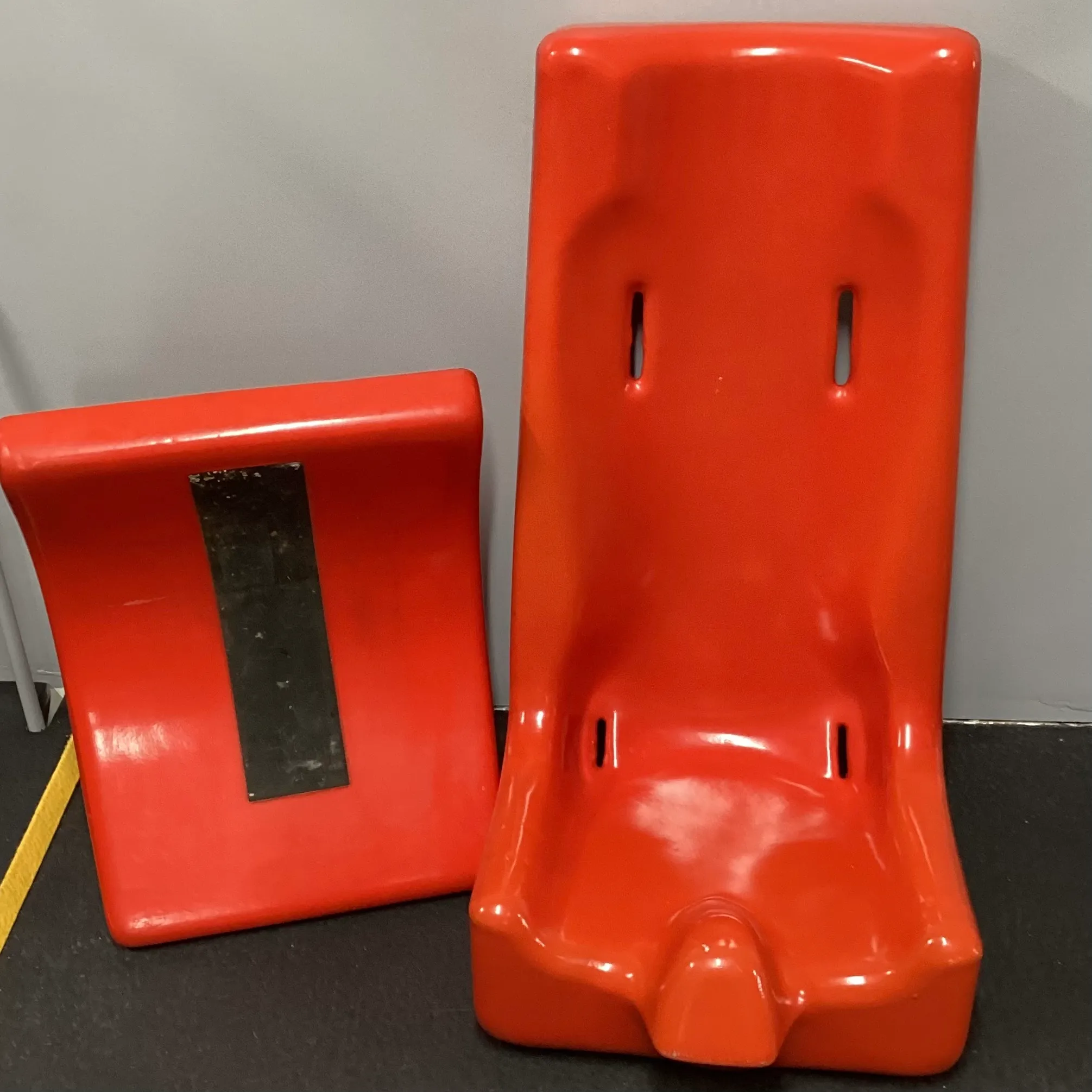 TUMBLE FORM SEAT W/BASE #0423