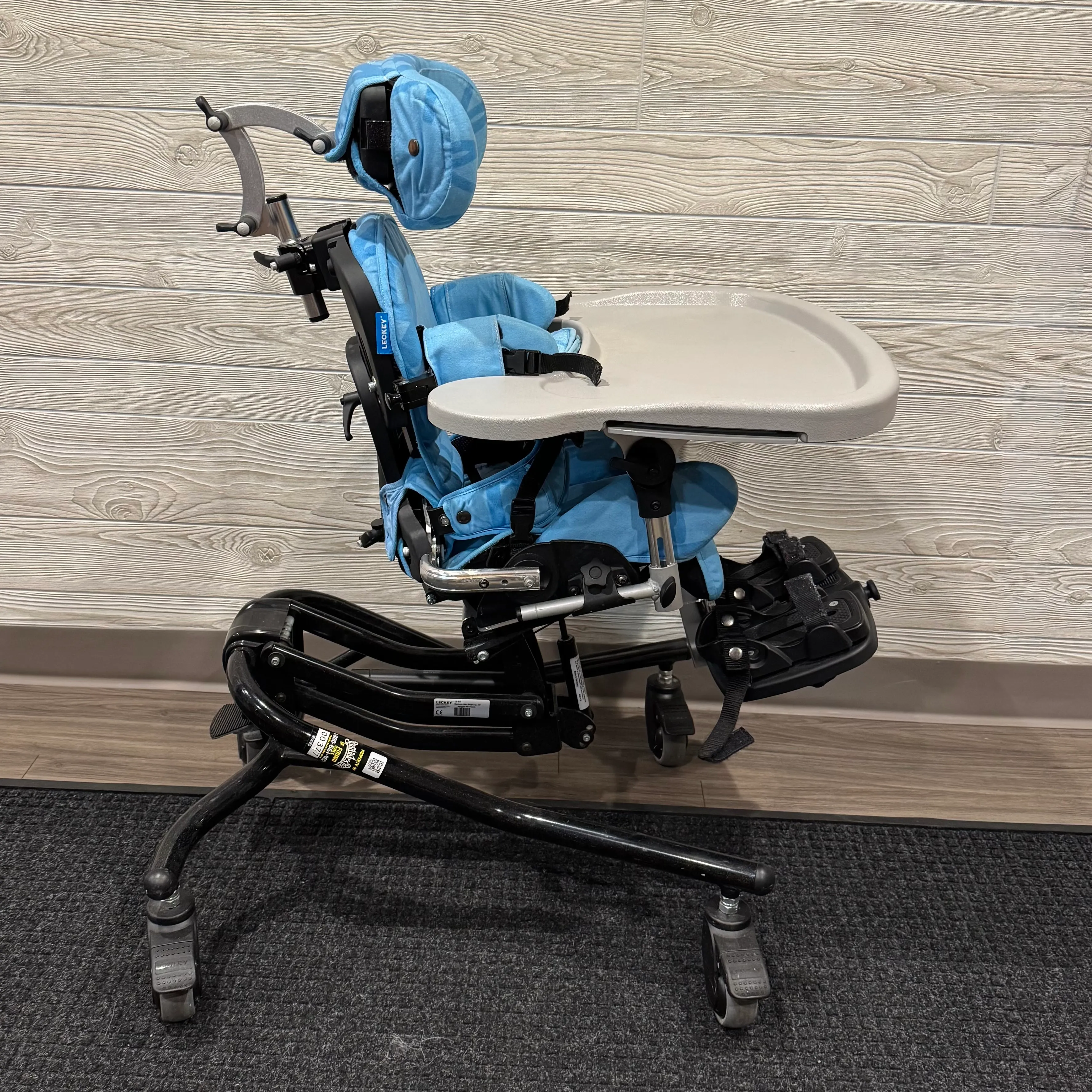 Leckey Squiggles High-Low positioning chair #0377