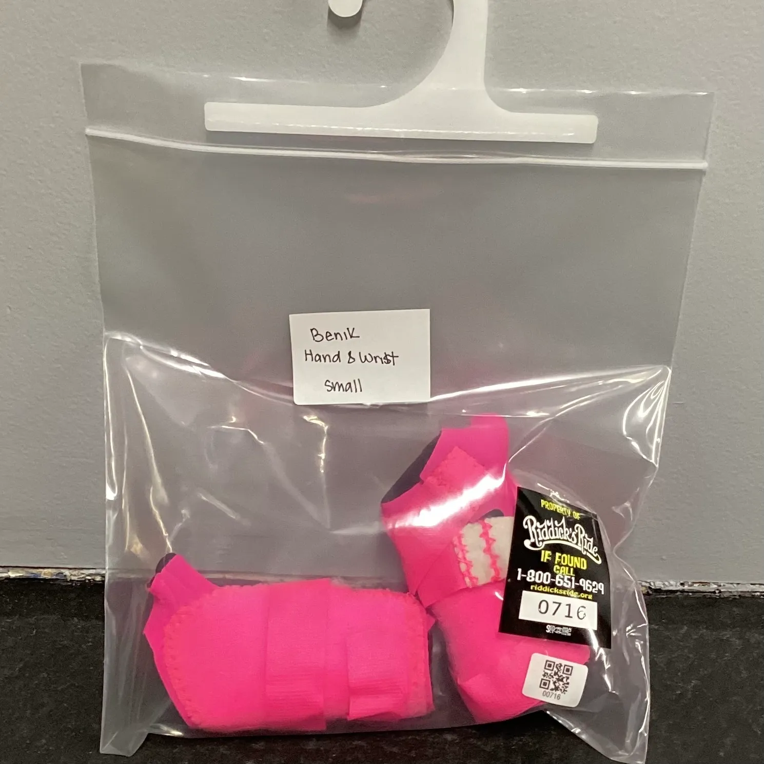 BENIK HAND/WRIST SPLINTS #0716