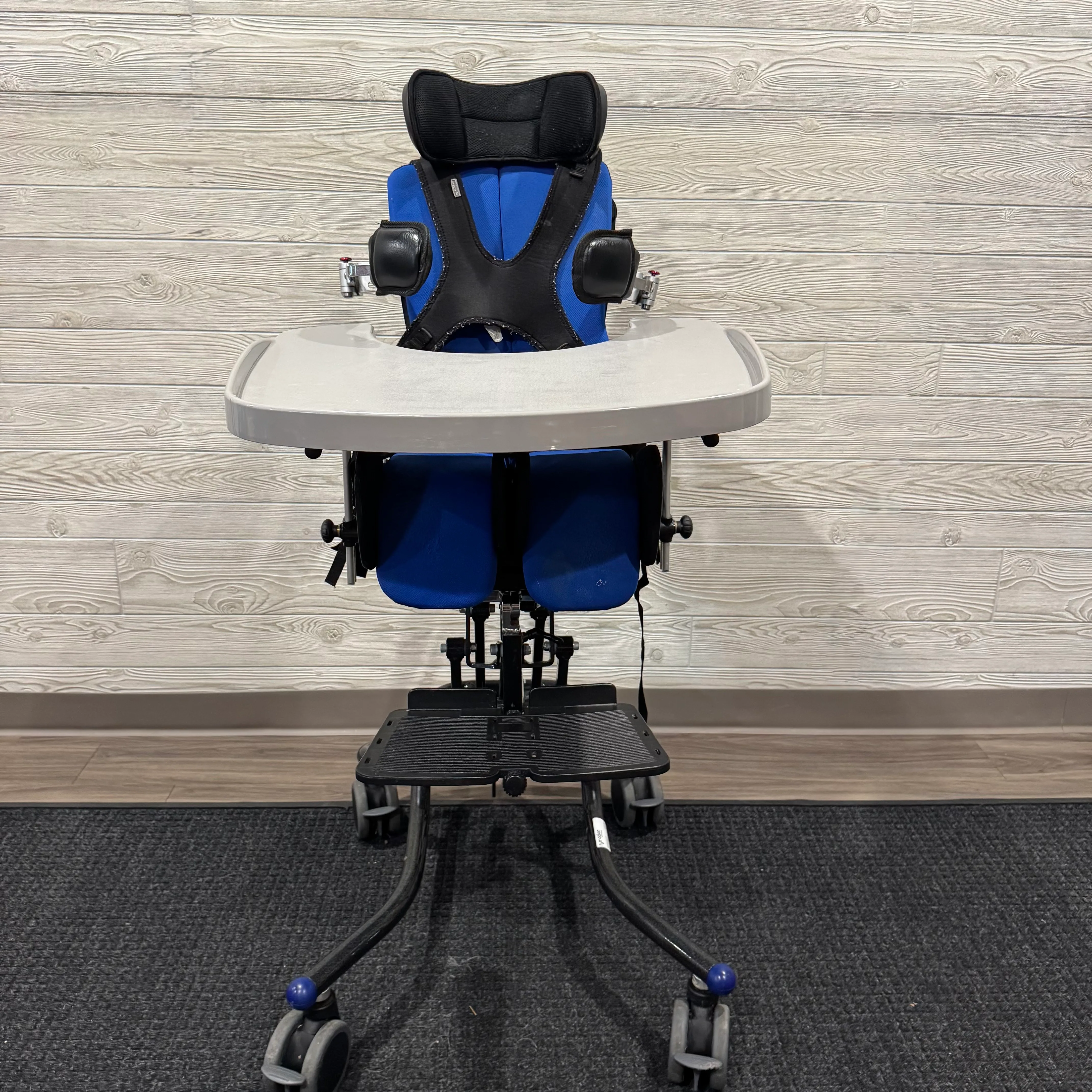 R82 X-panda chair #0720