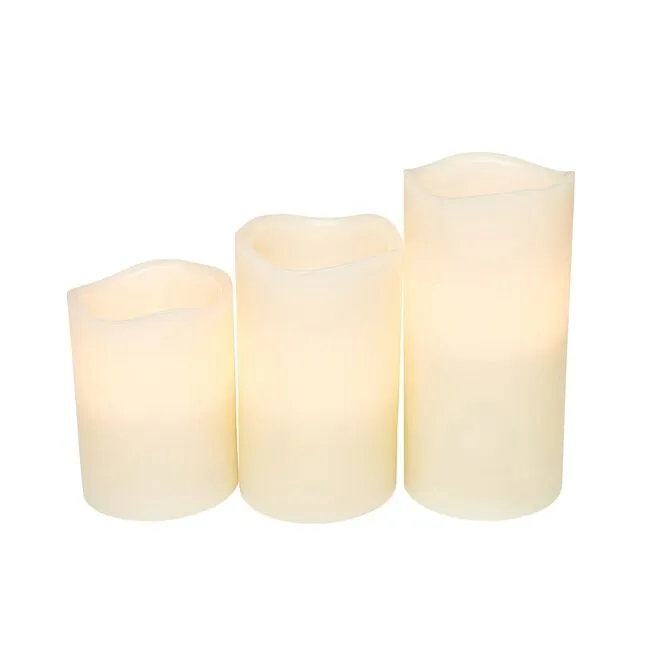 Flameless flickering candles - battery operated
