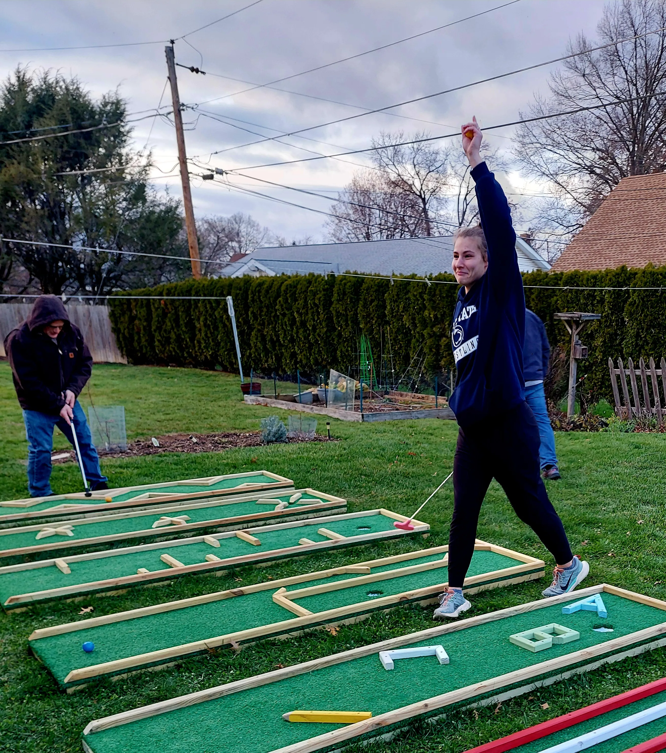 12 course Mini Golf 24hr Rental