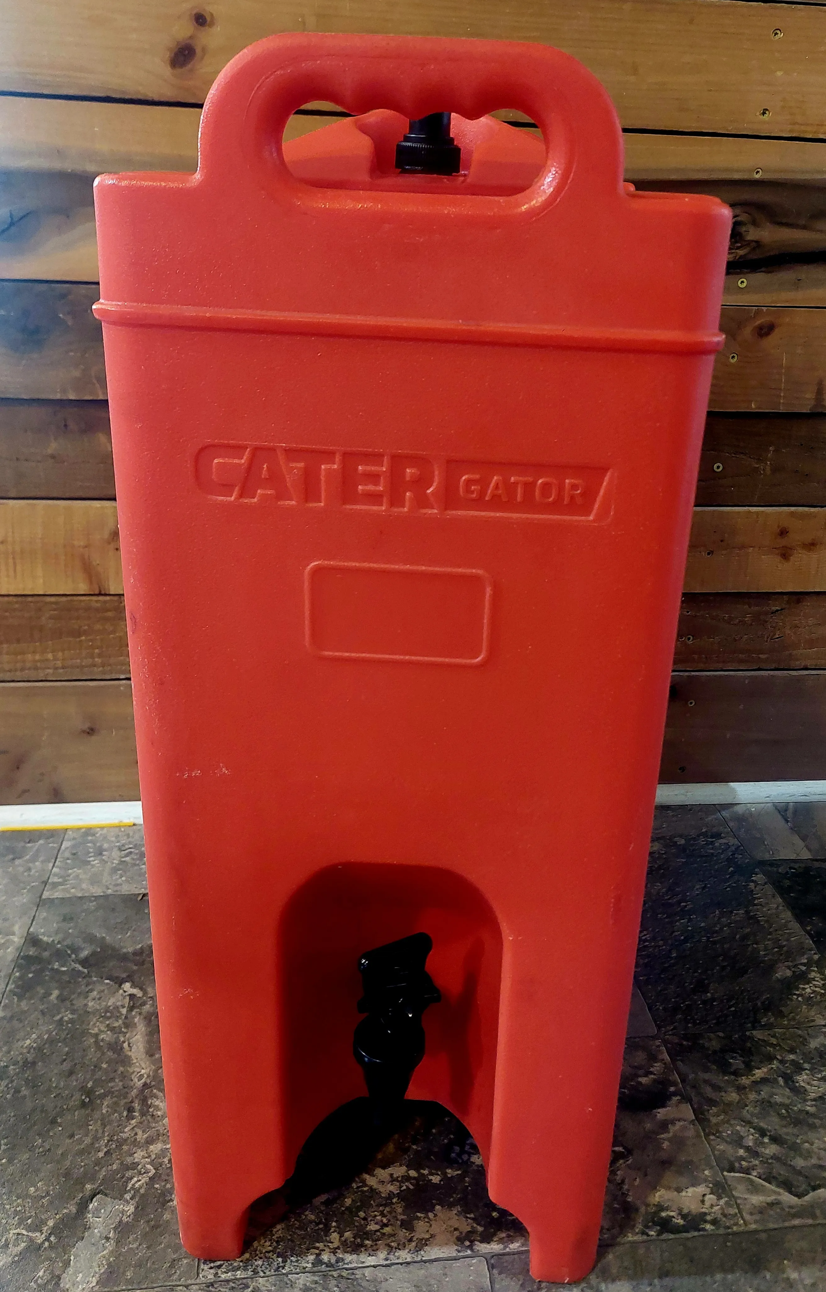 Catergator Drink Dispenser- Red