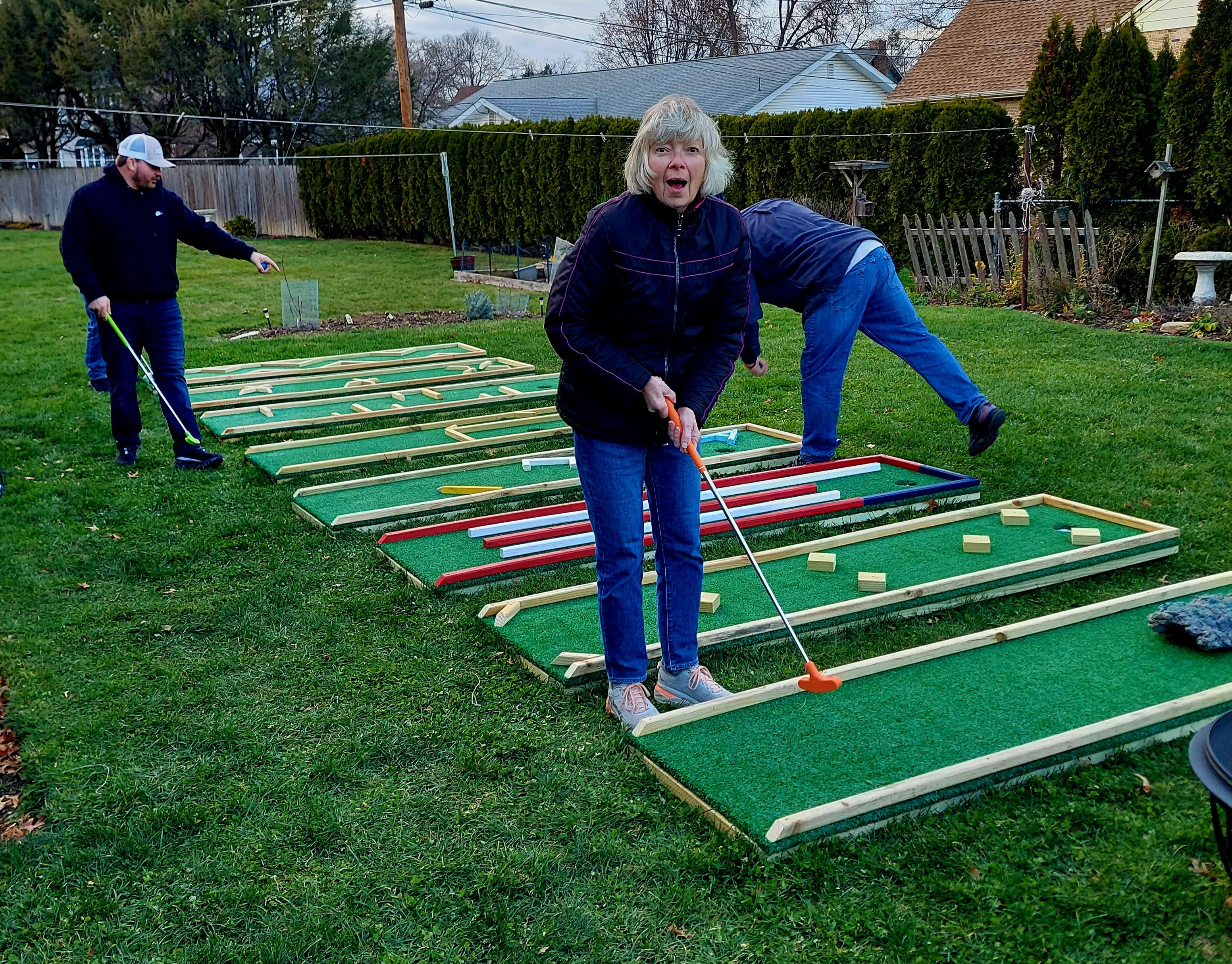 9 course Mini Golf 24 hr rental