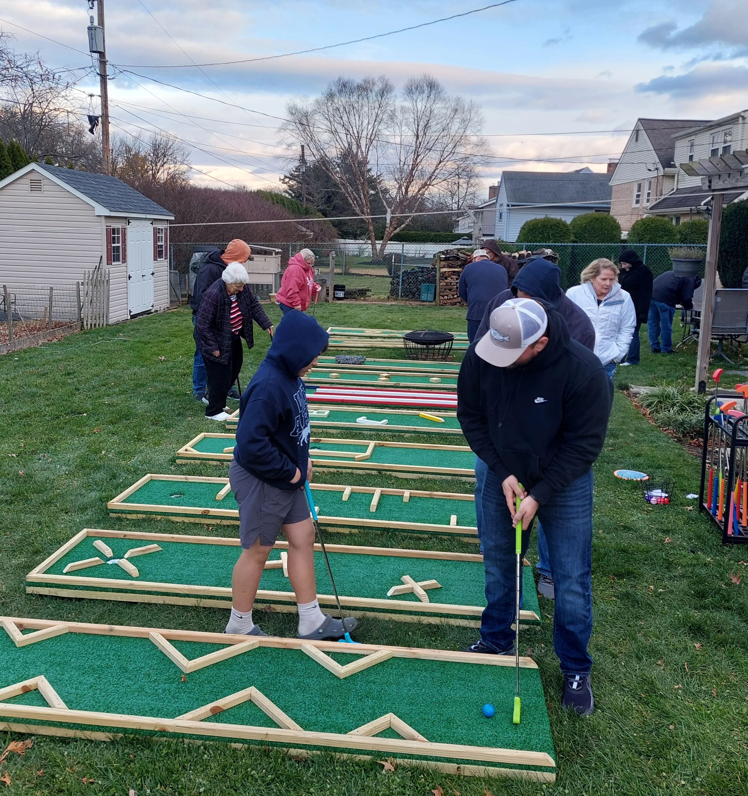 15 course Mini Golf 24hr Rental