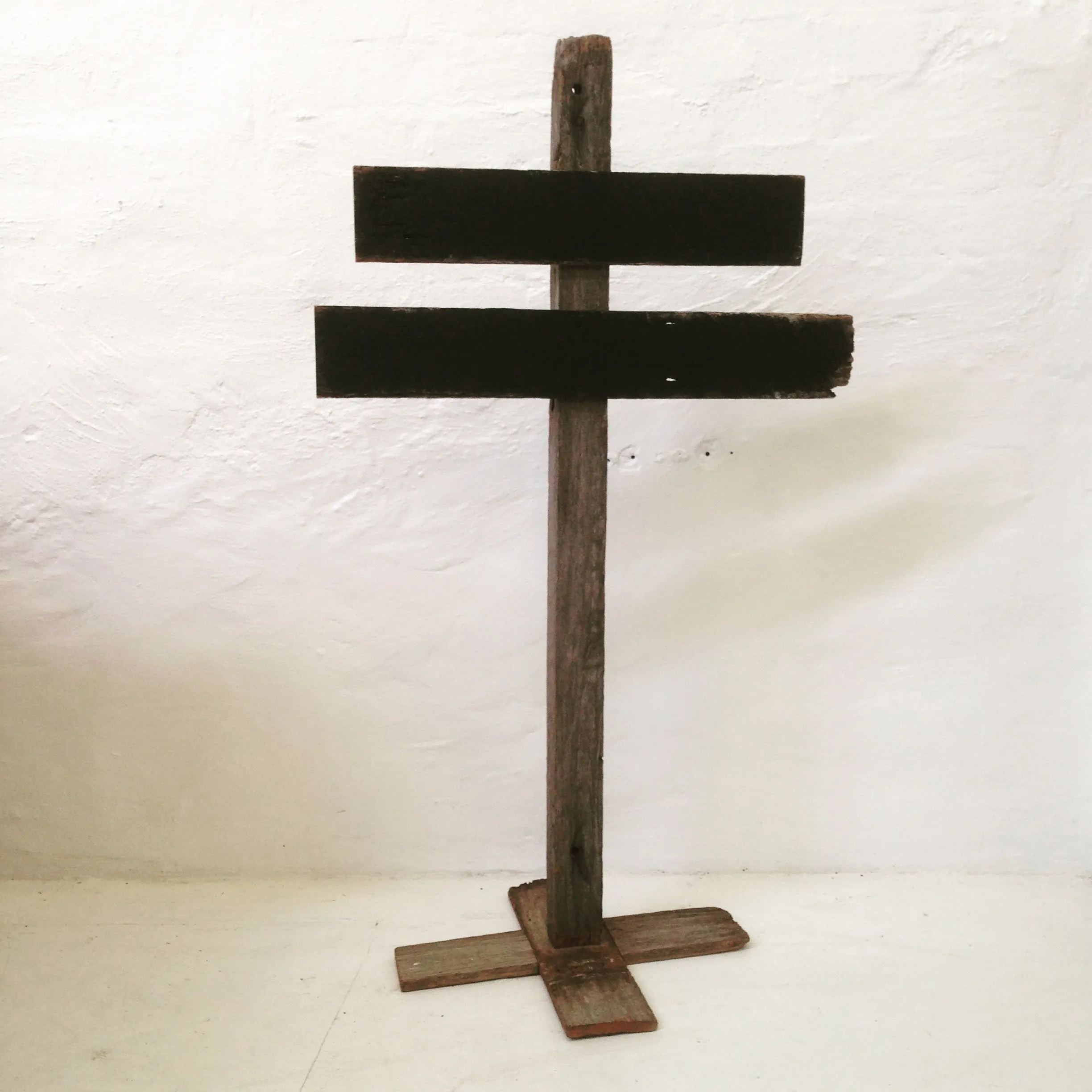 Chalkboard Sign – freestanding wooden