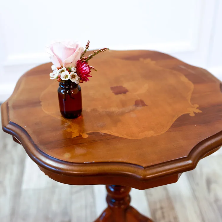 Round Wine Table - Decorative Top