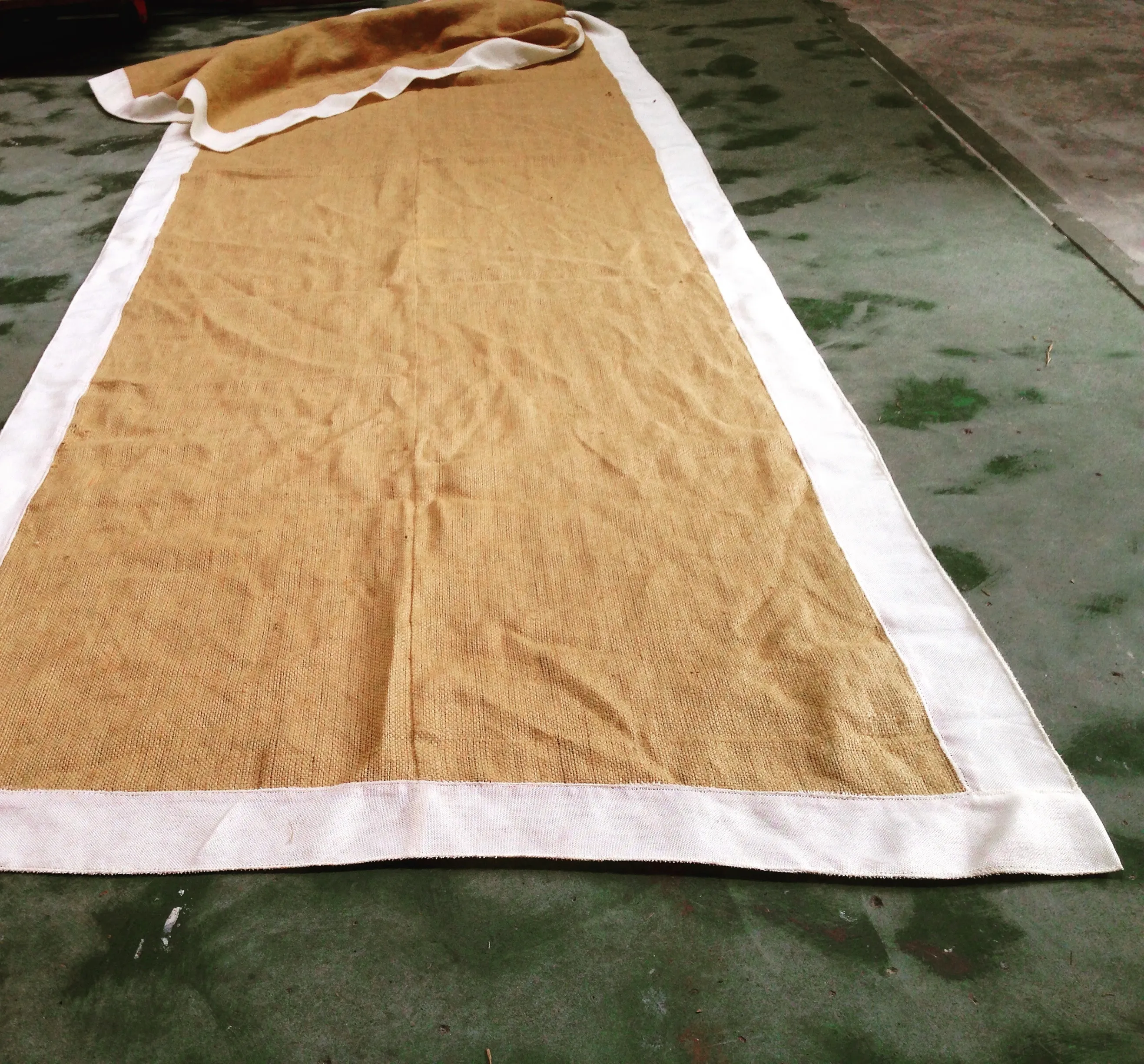 Runner - Isle - Burlap