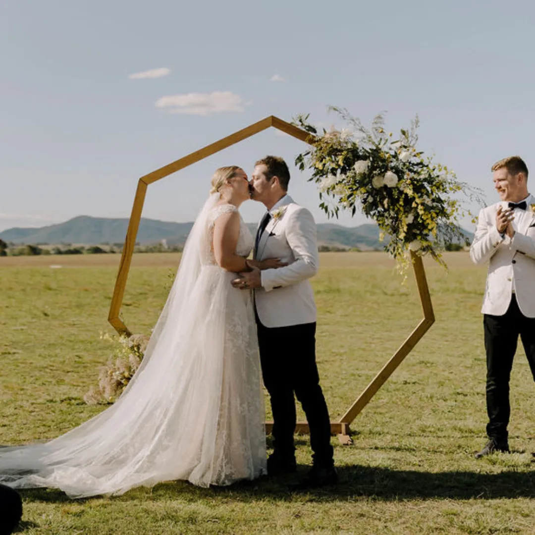 Arch - geometric - timber