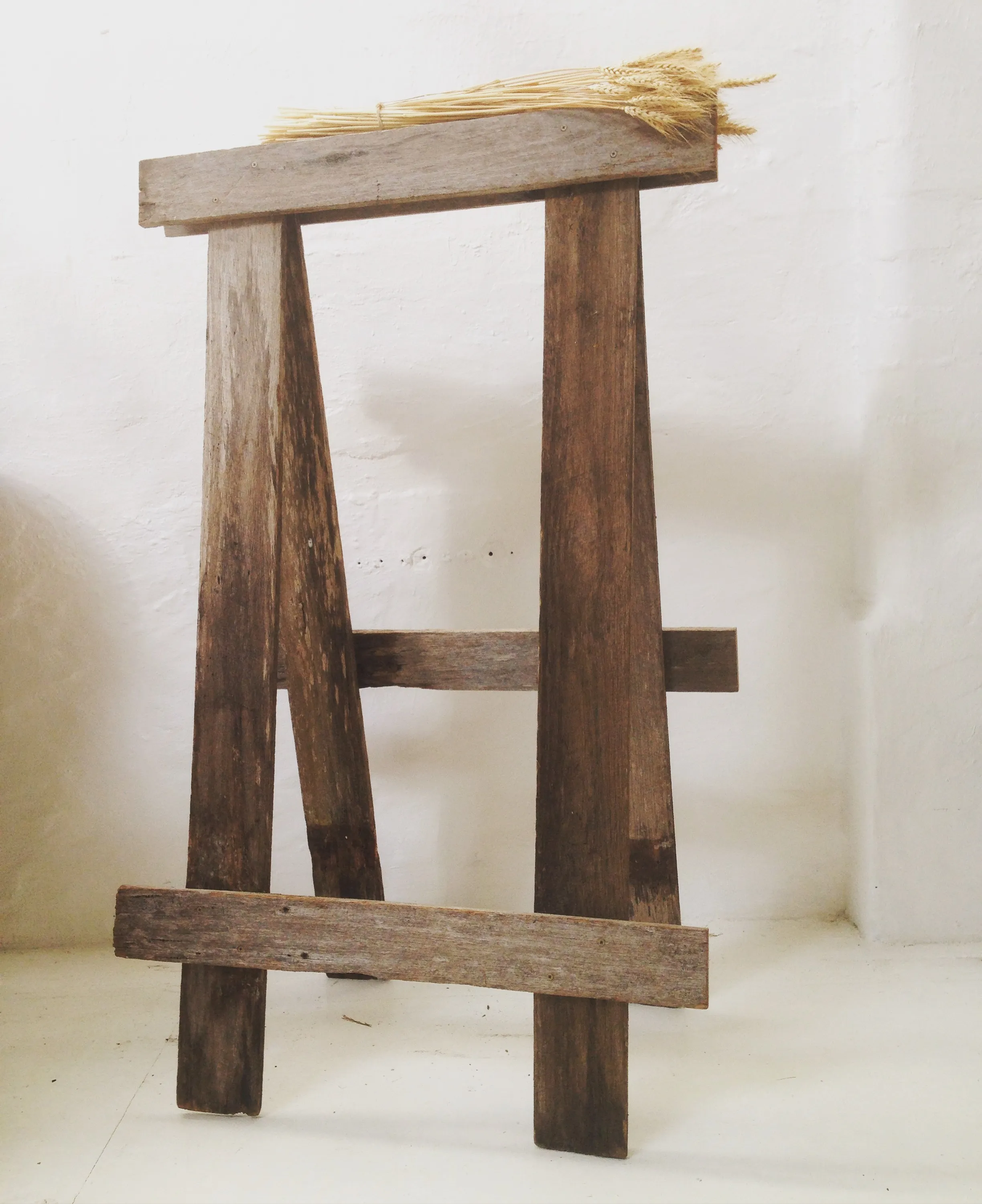 Easel - recycled timber
