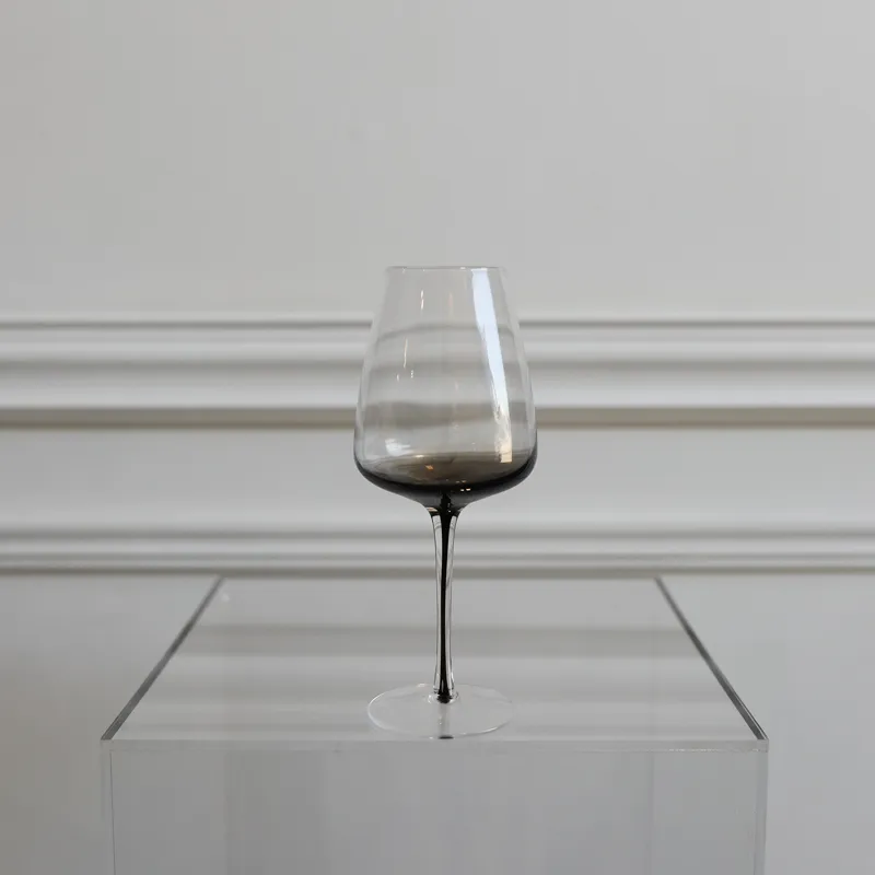 Hazy Smoke Wine Glass