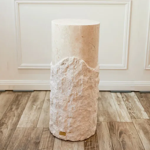 Pila Stone Plinth - Medium