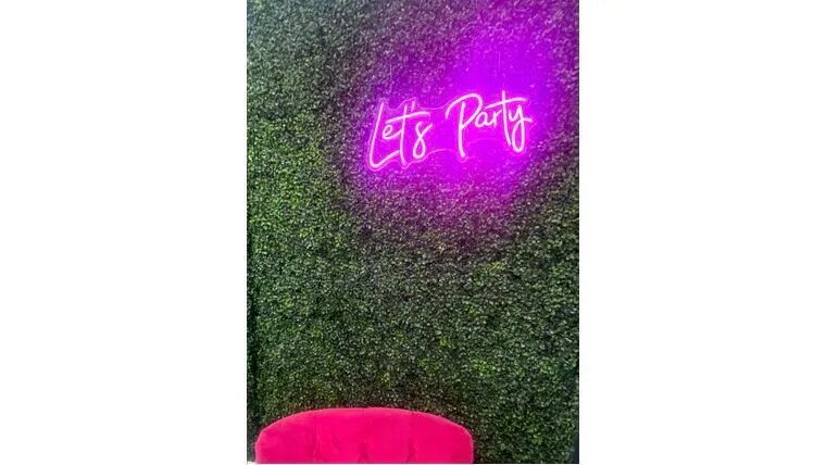 'Let's Party' Neon Sign