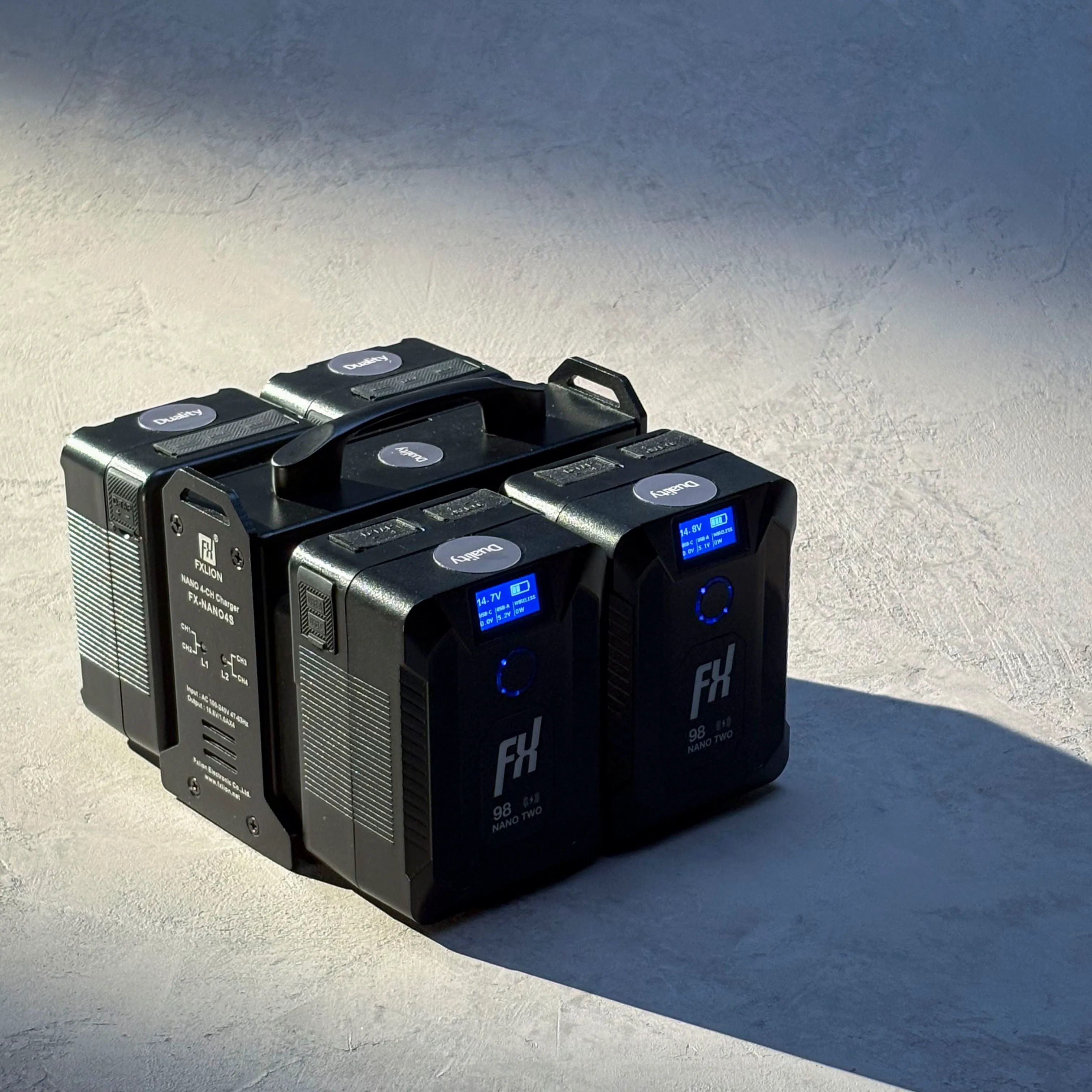 FXlion Charger 4 Slots