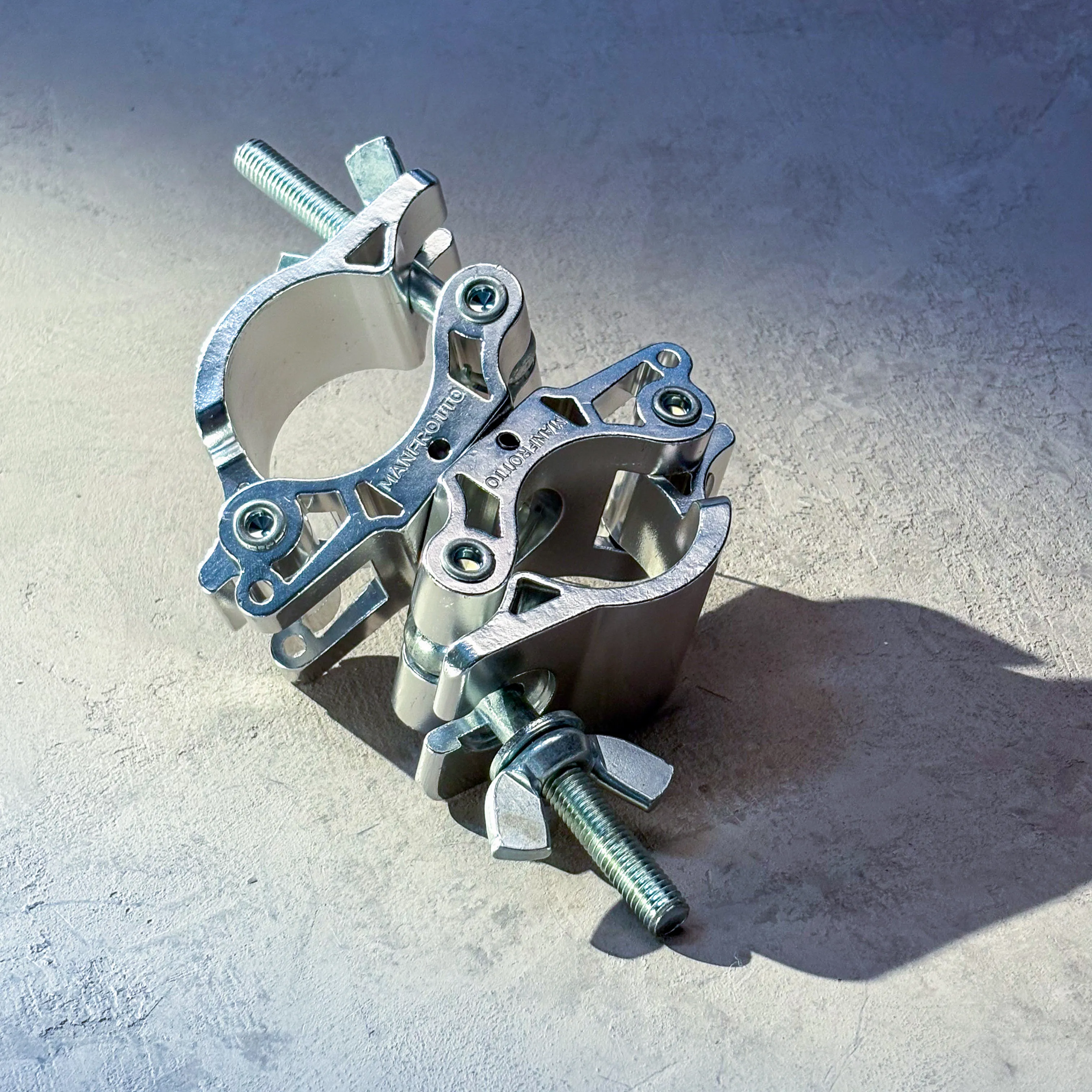 Avenger C482 LP Swivel