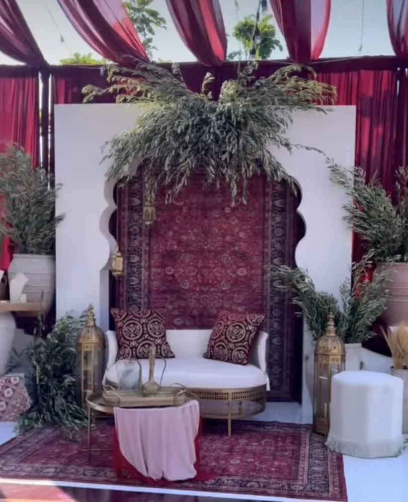 Backdrop Sultana Set
