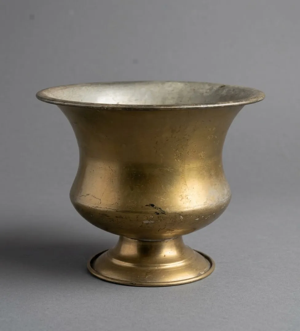 Gold Centerpiece Flower Vase Lg