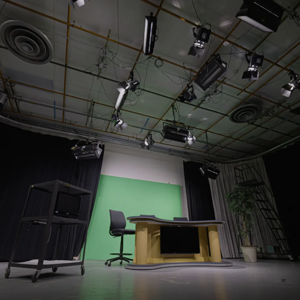 R/TV Studio Space