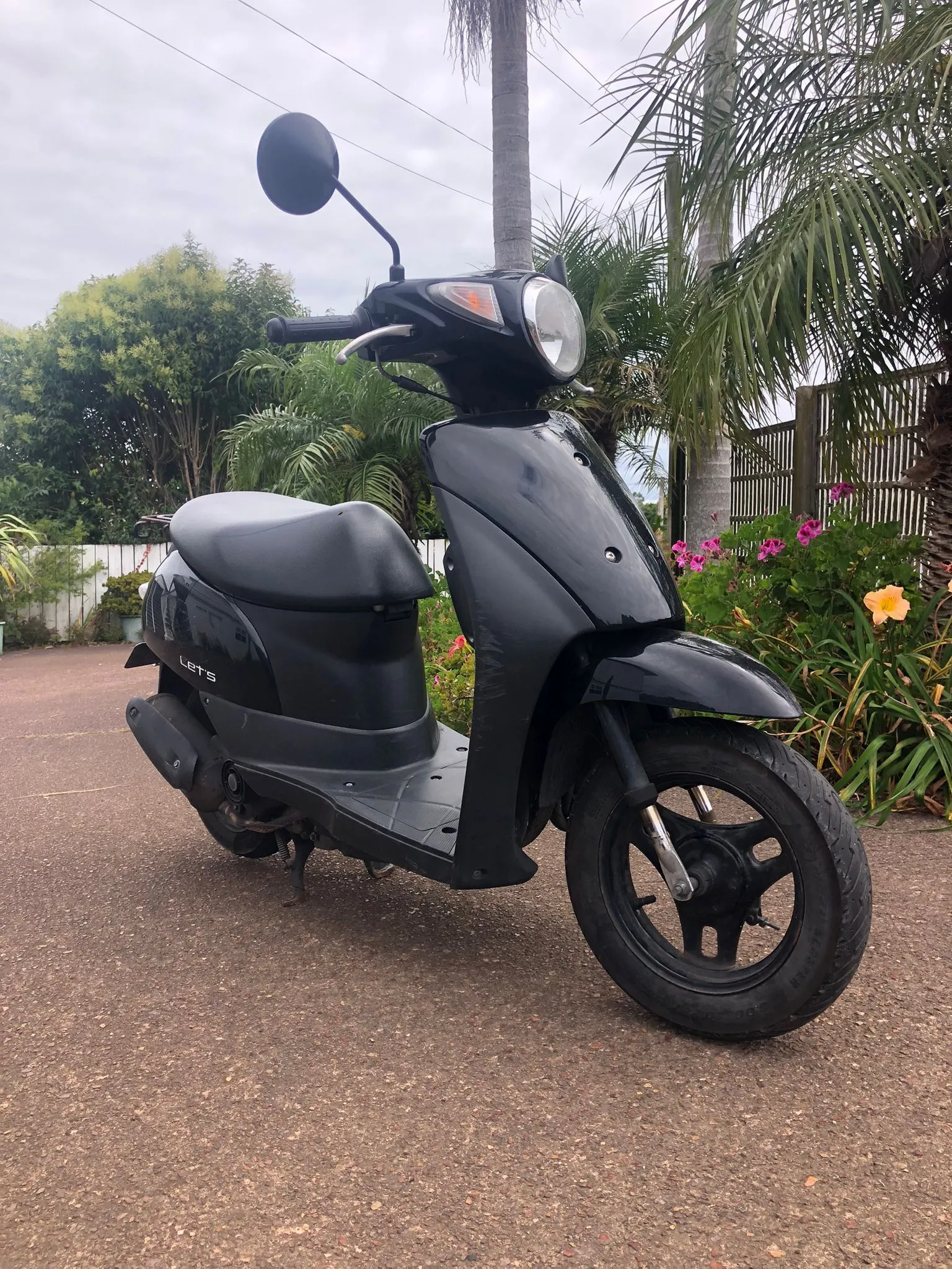Suzuki uz50 (PACK OF 2 MOPED)