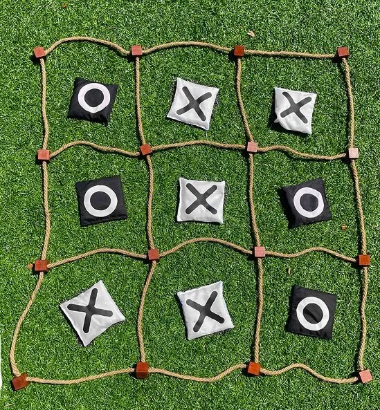 Giant Tic Tac Toe