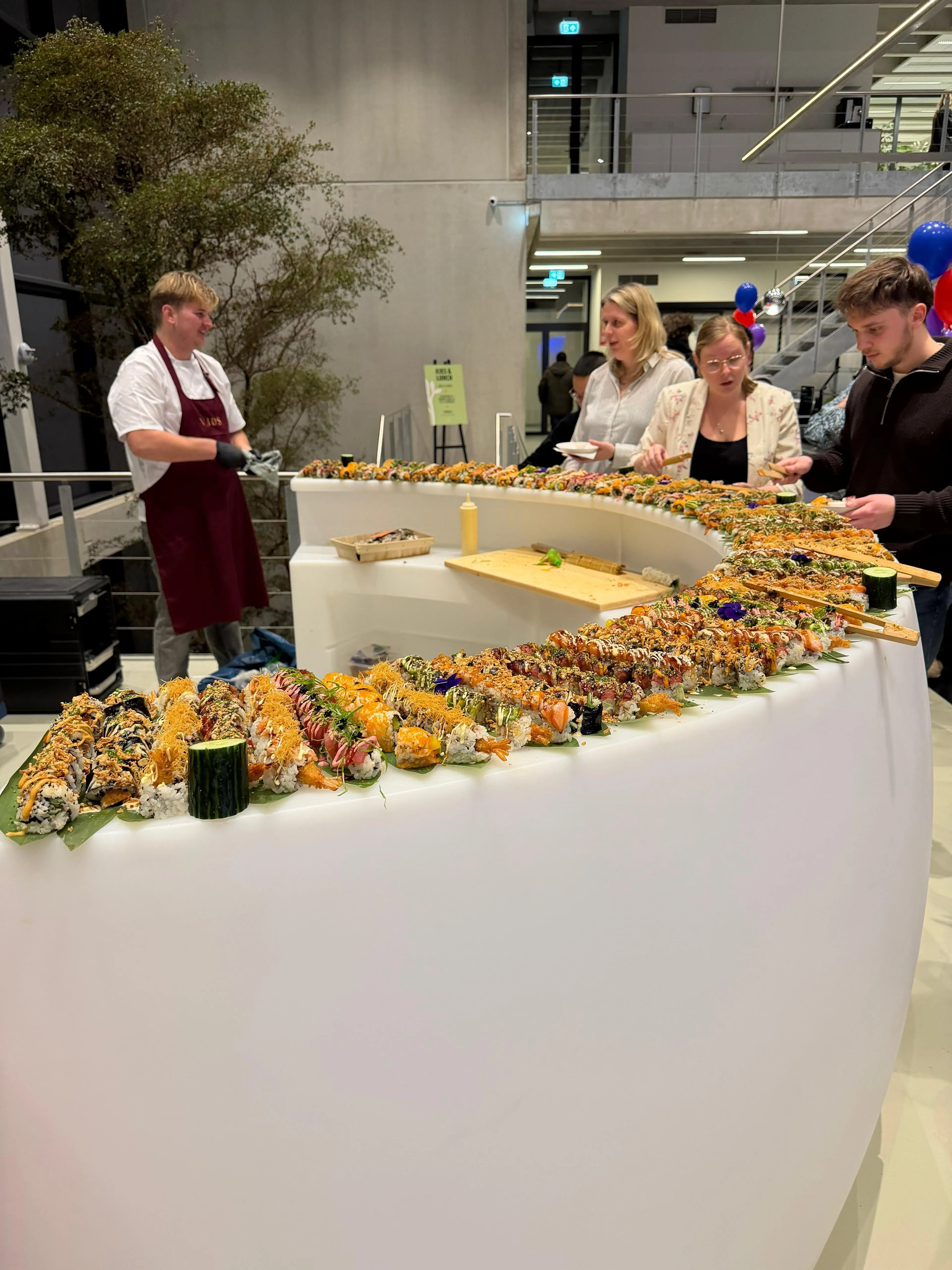Sushi bar, catering en diensten