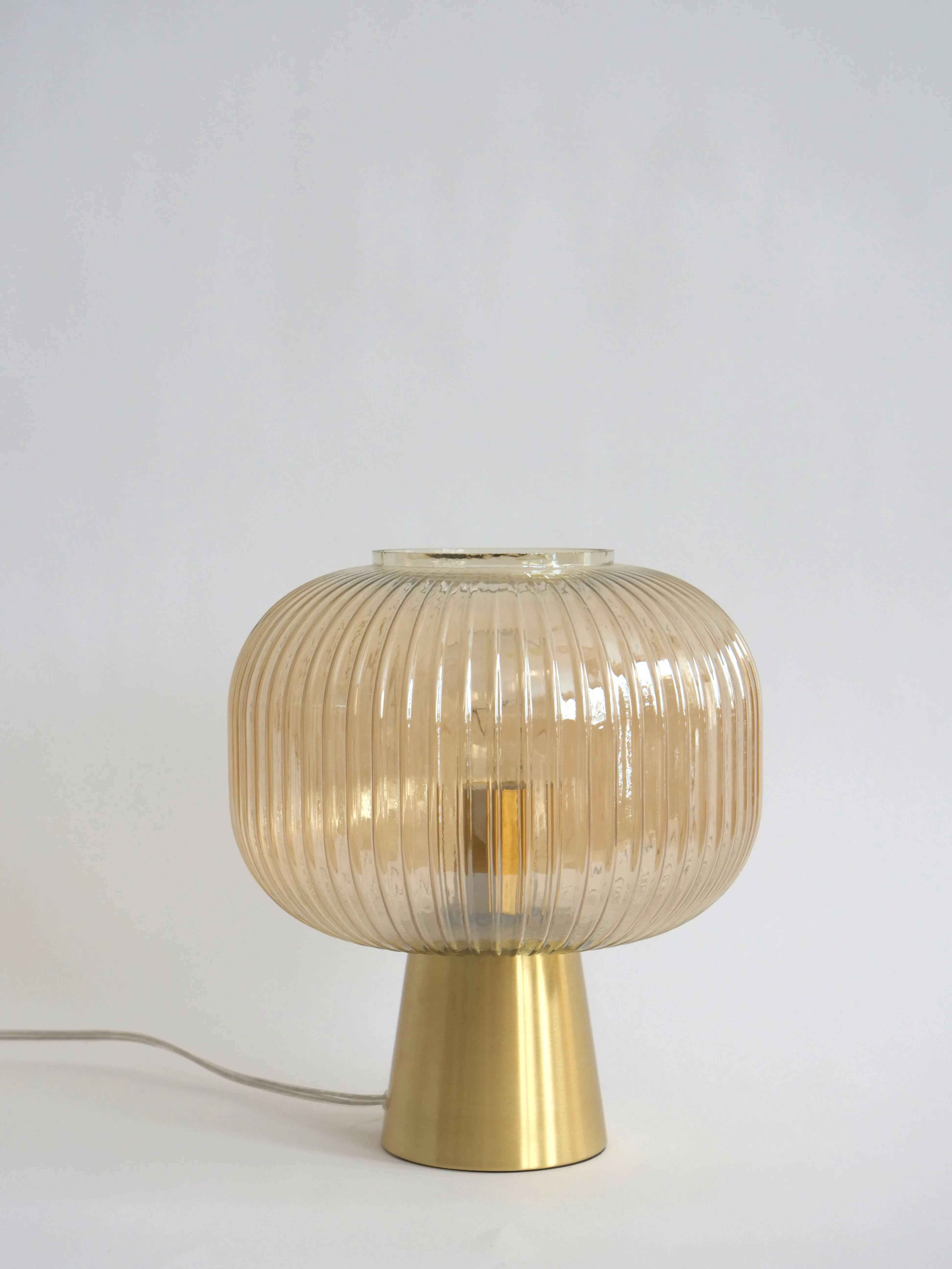 Lampe vitre et laiton