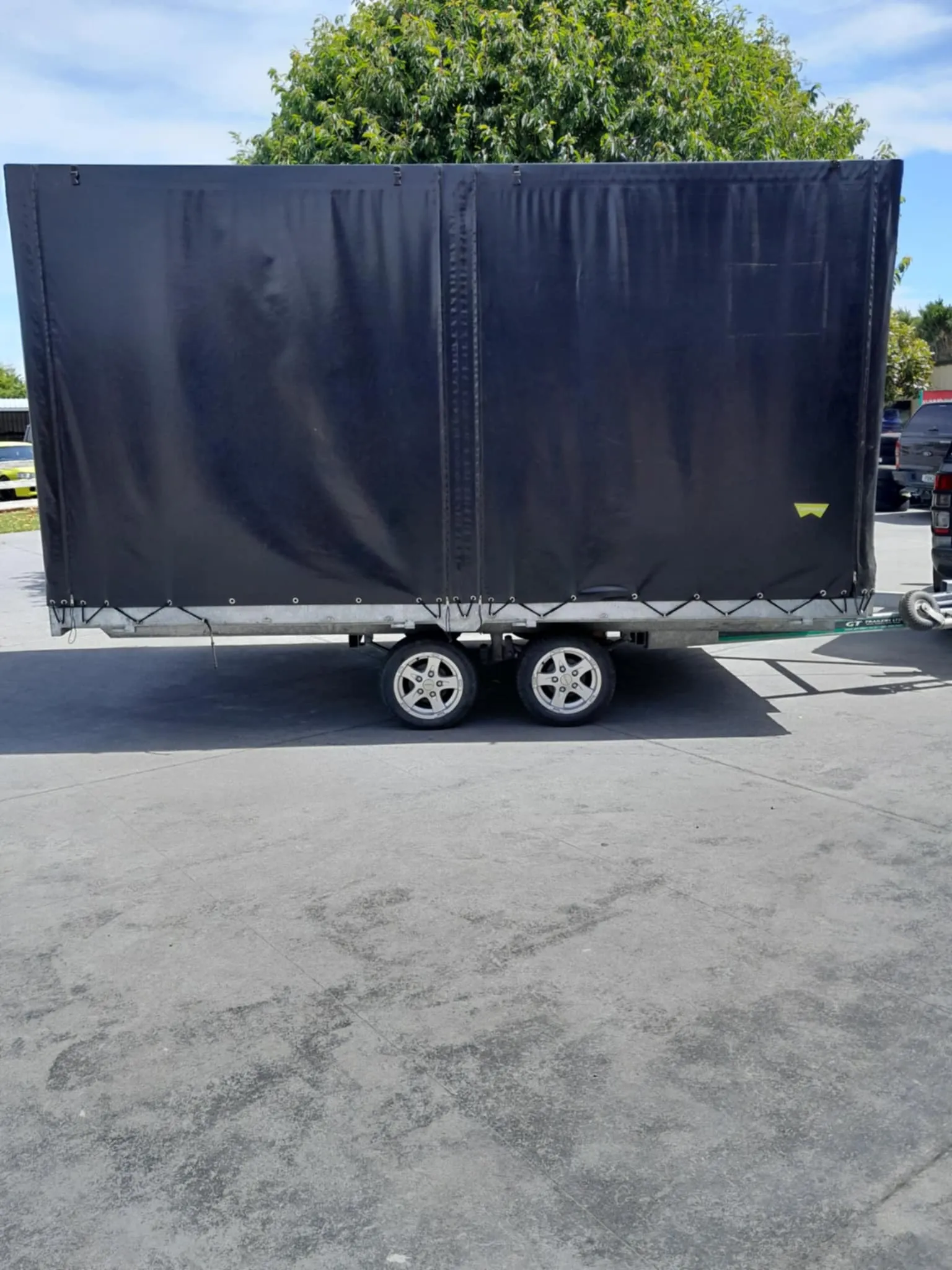 Stolen...... Flat top  (covered) trailer 3500kg