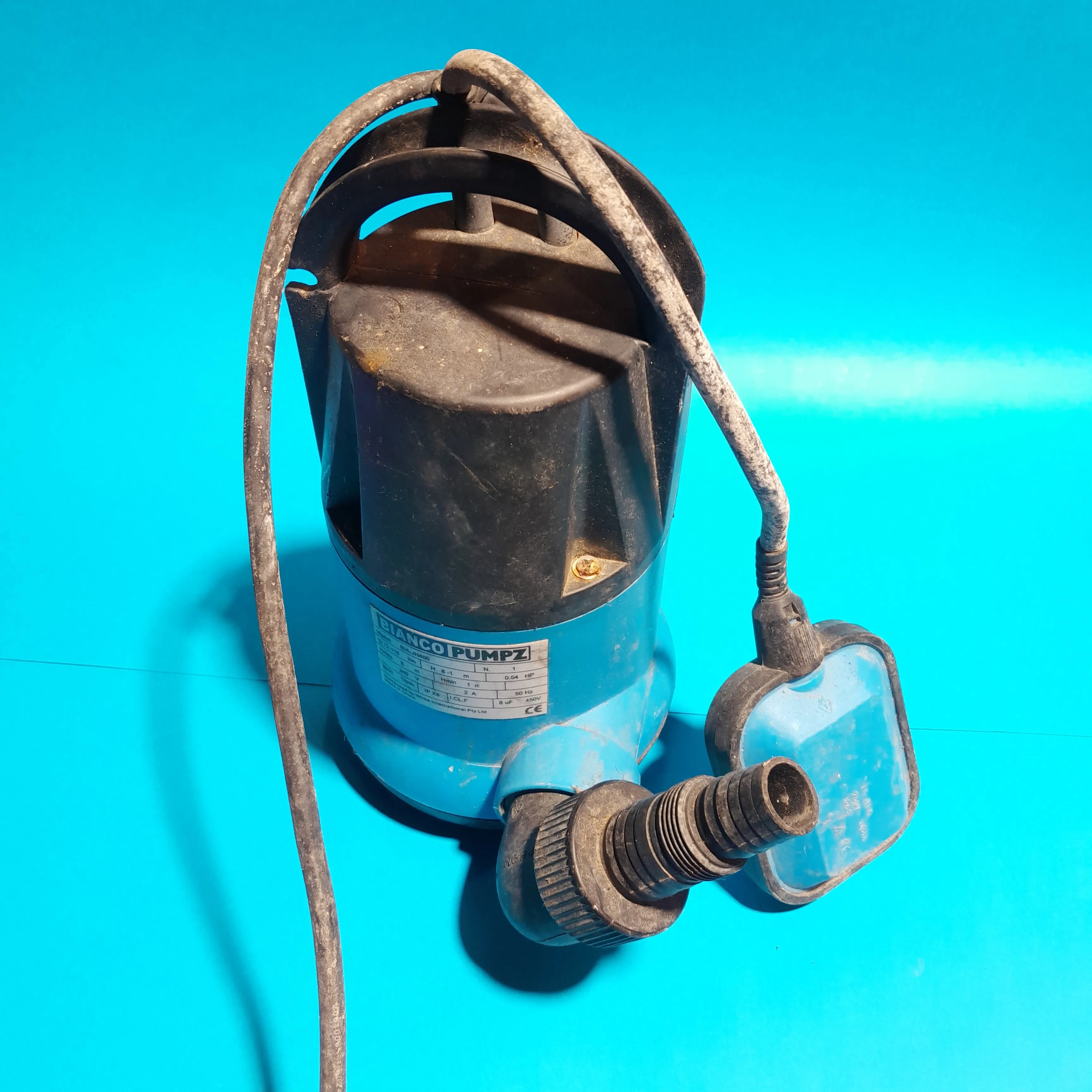 Water pump . submersible electric