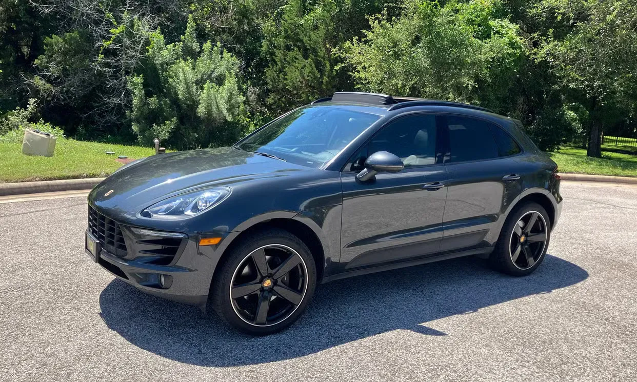 Porsche Macan 2017 Blue