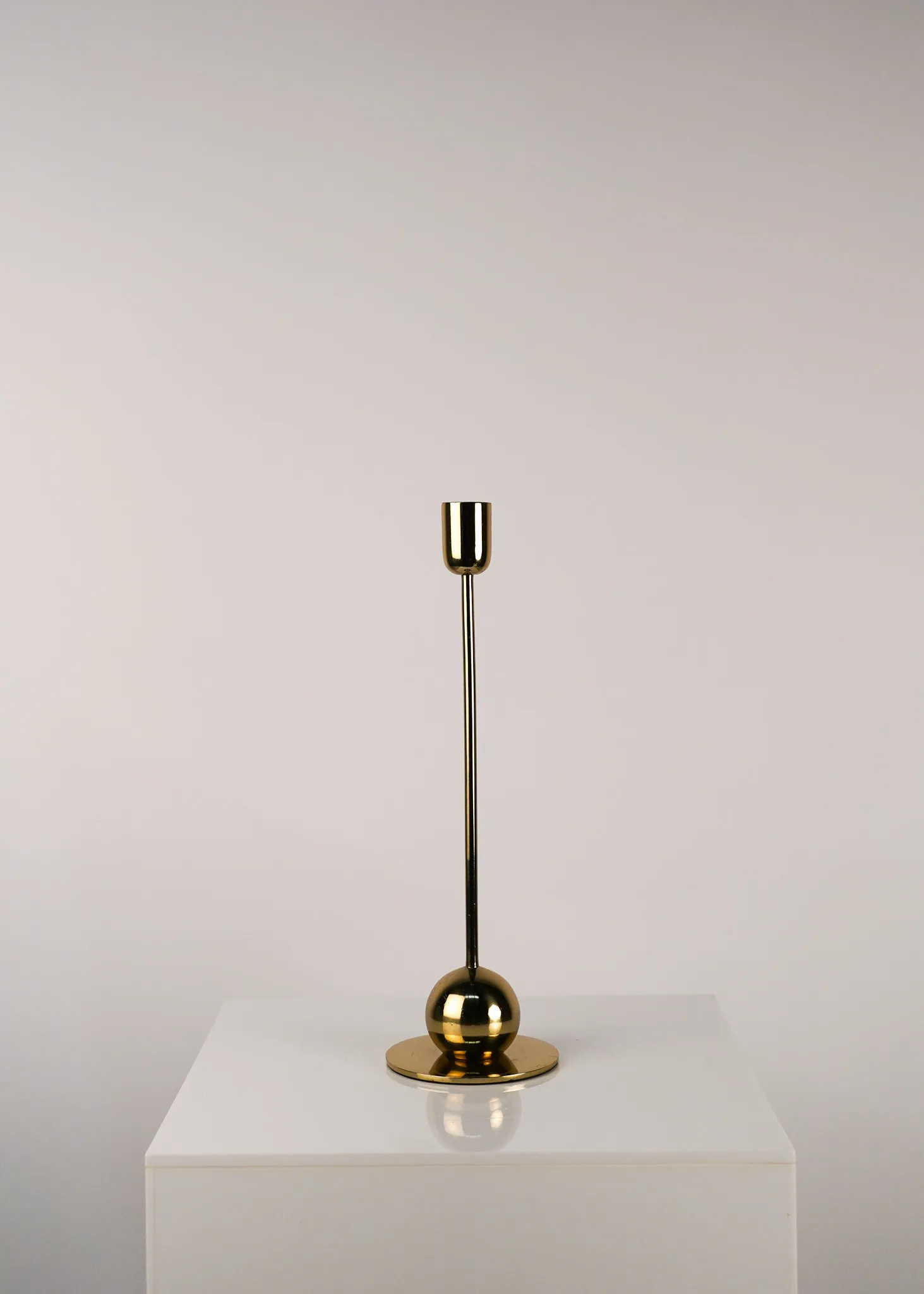 Polished Taper Candlestick in Silver & Gold 
