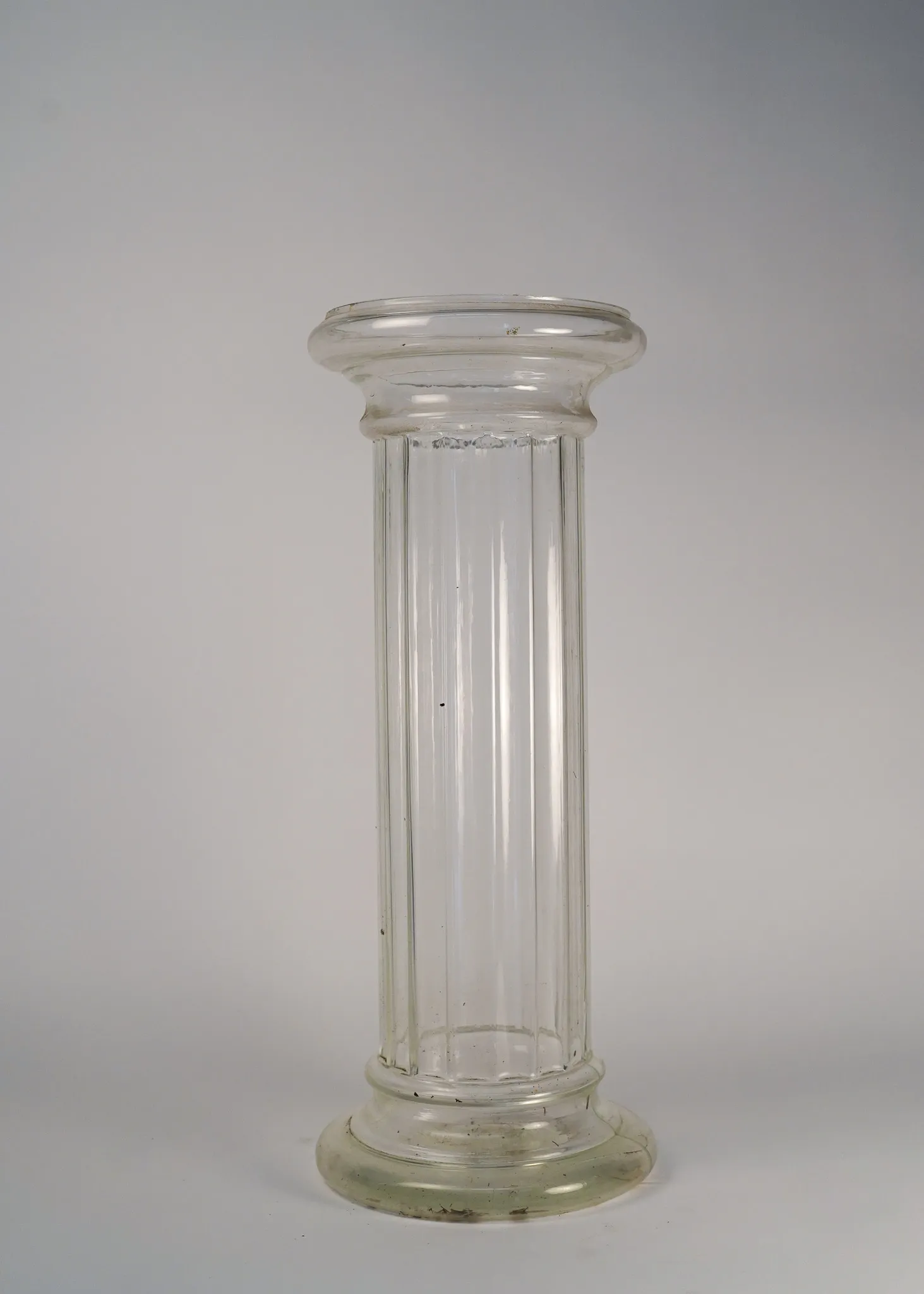 Glass Pillar 