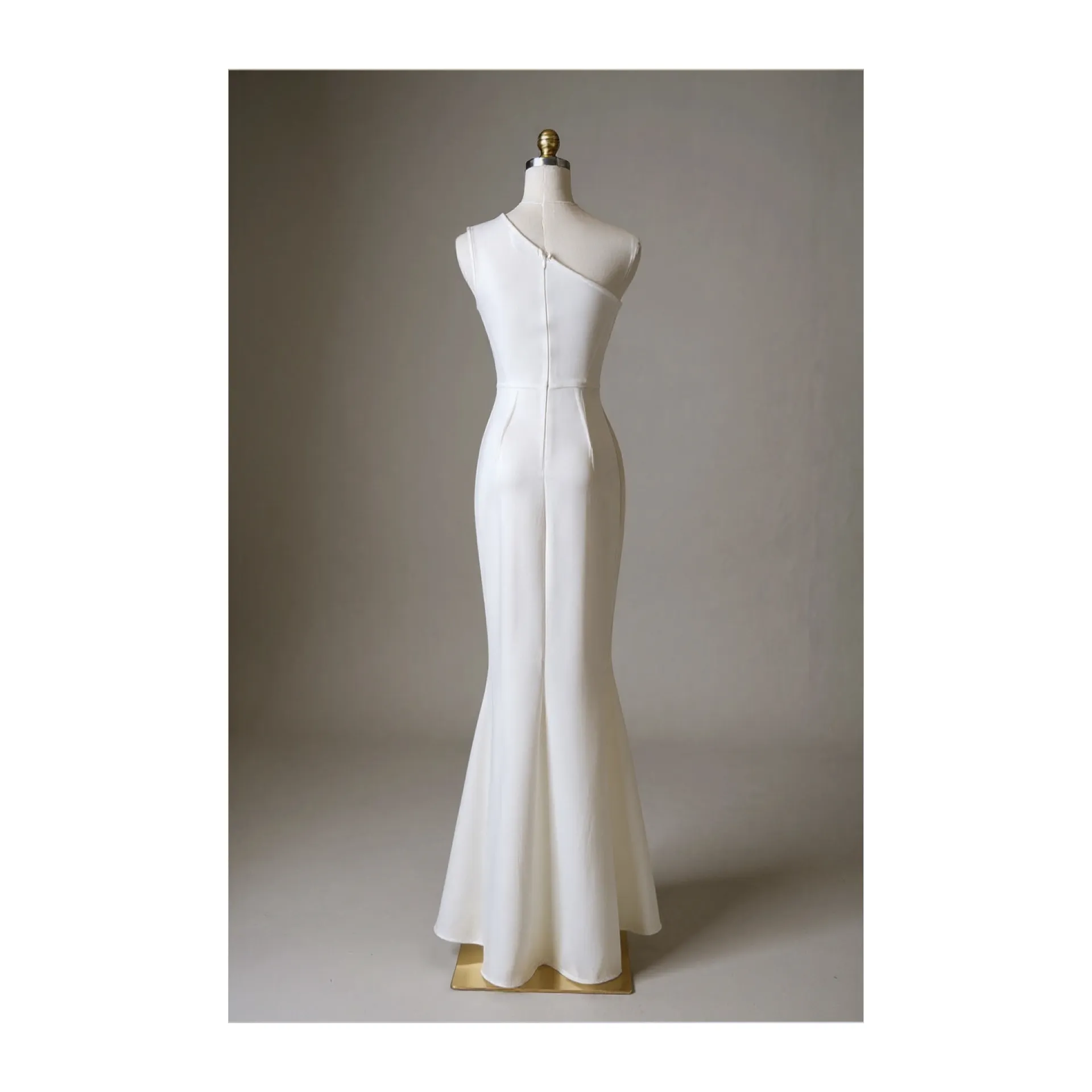 One-shoulder slit dress