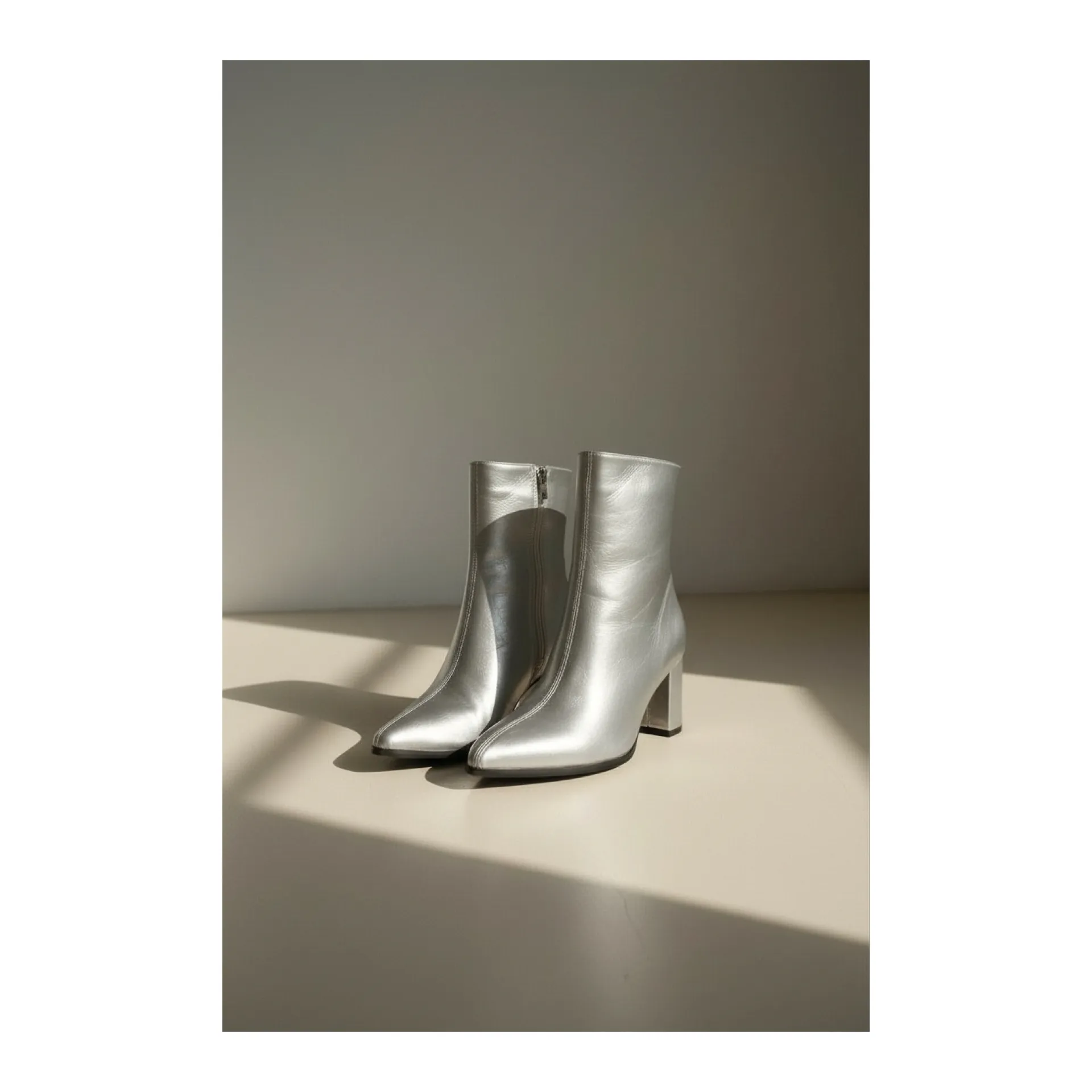 Metallic ankle boots 