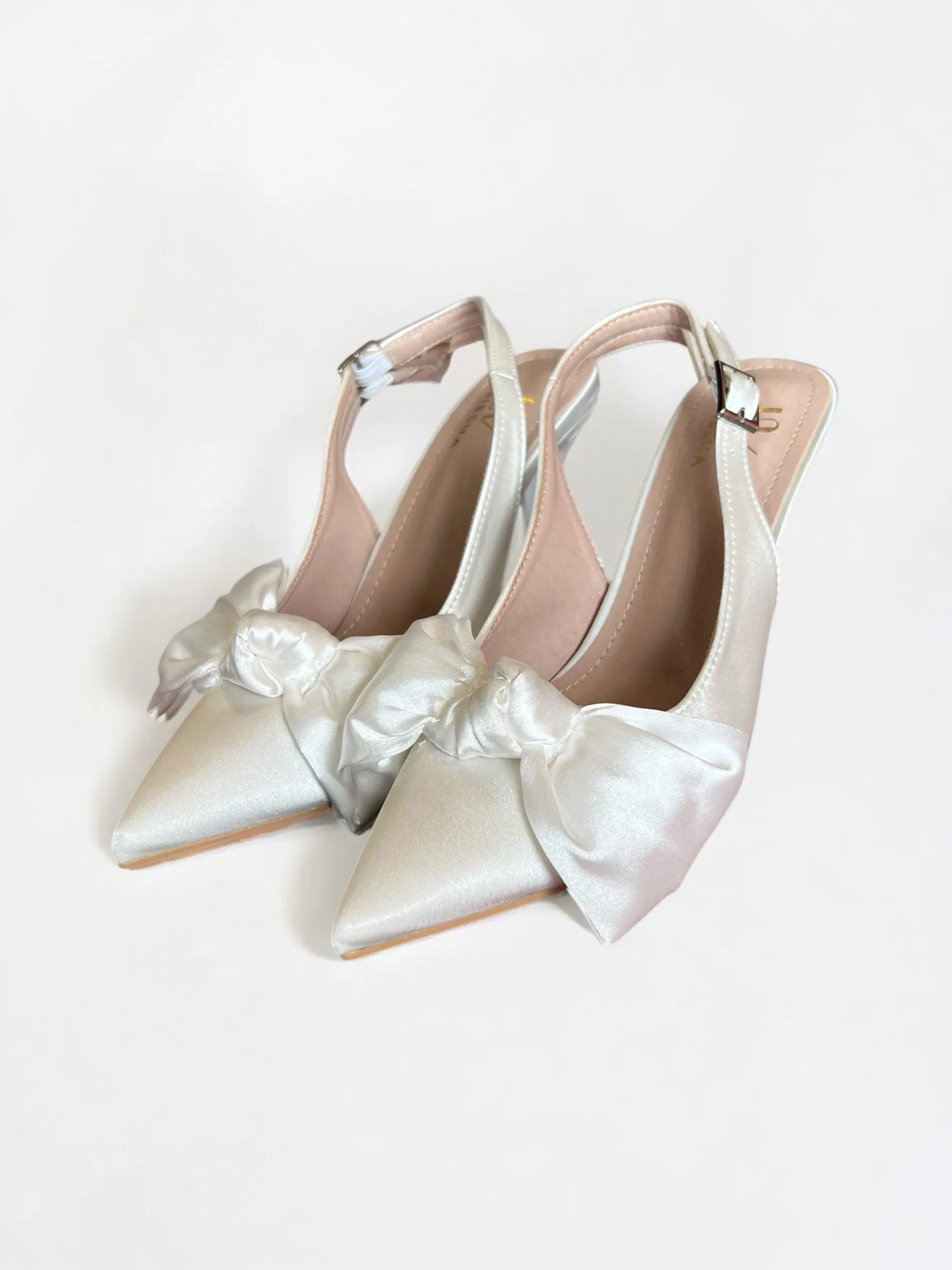 Satin bow heel
