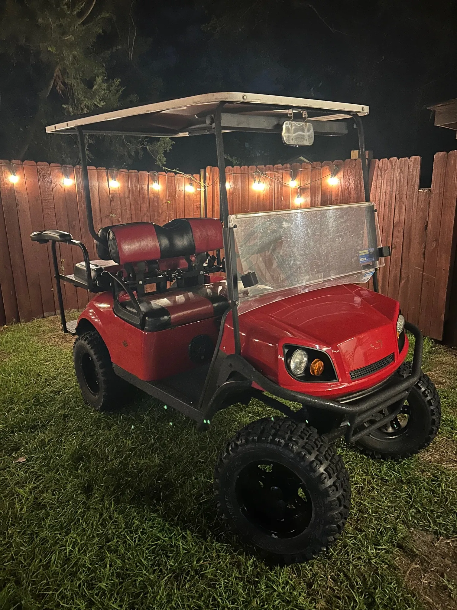 4 Seater Deluxe (Red)