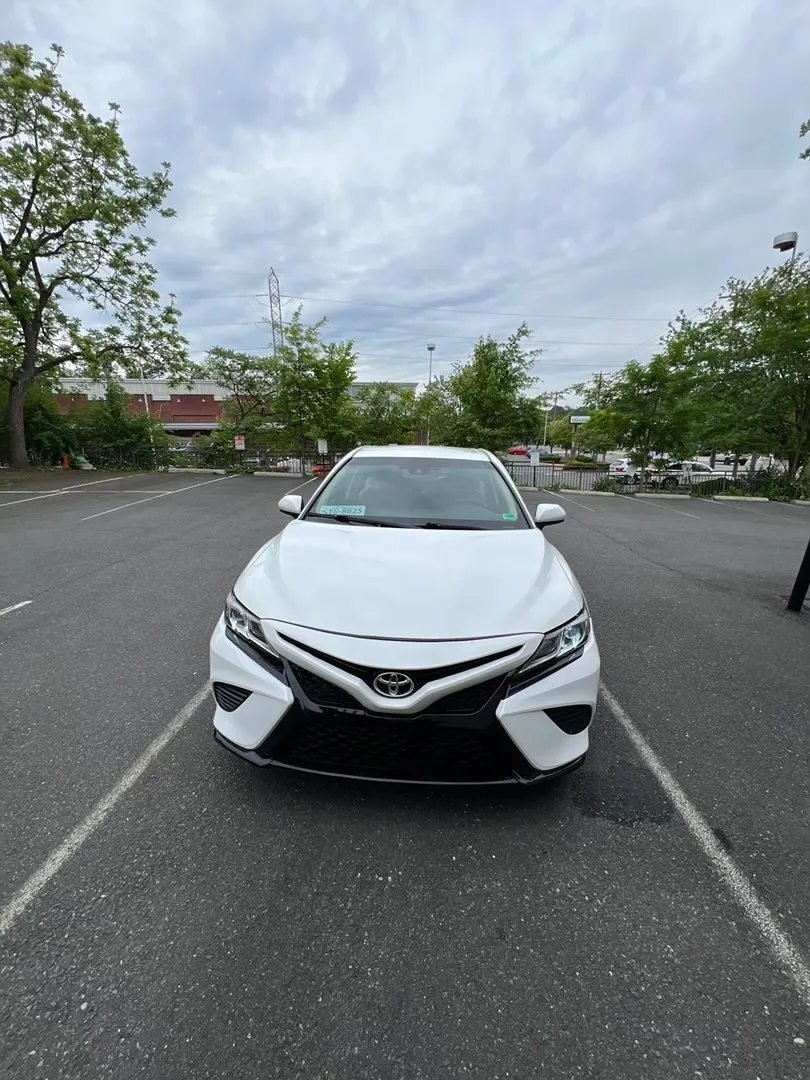 Toyota Camry 2019