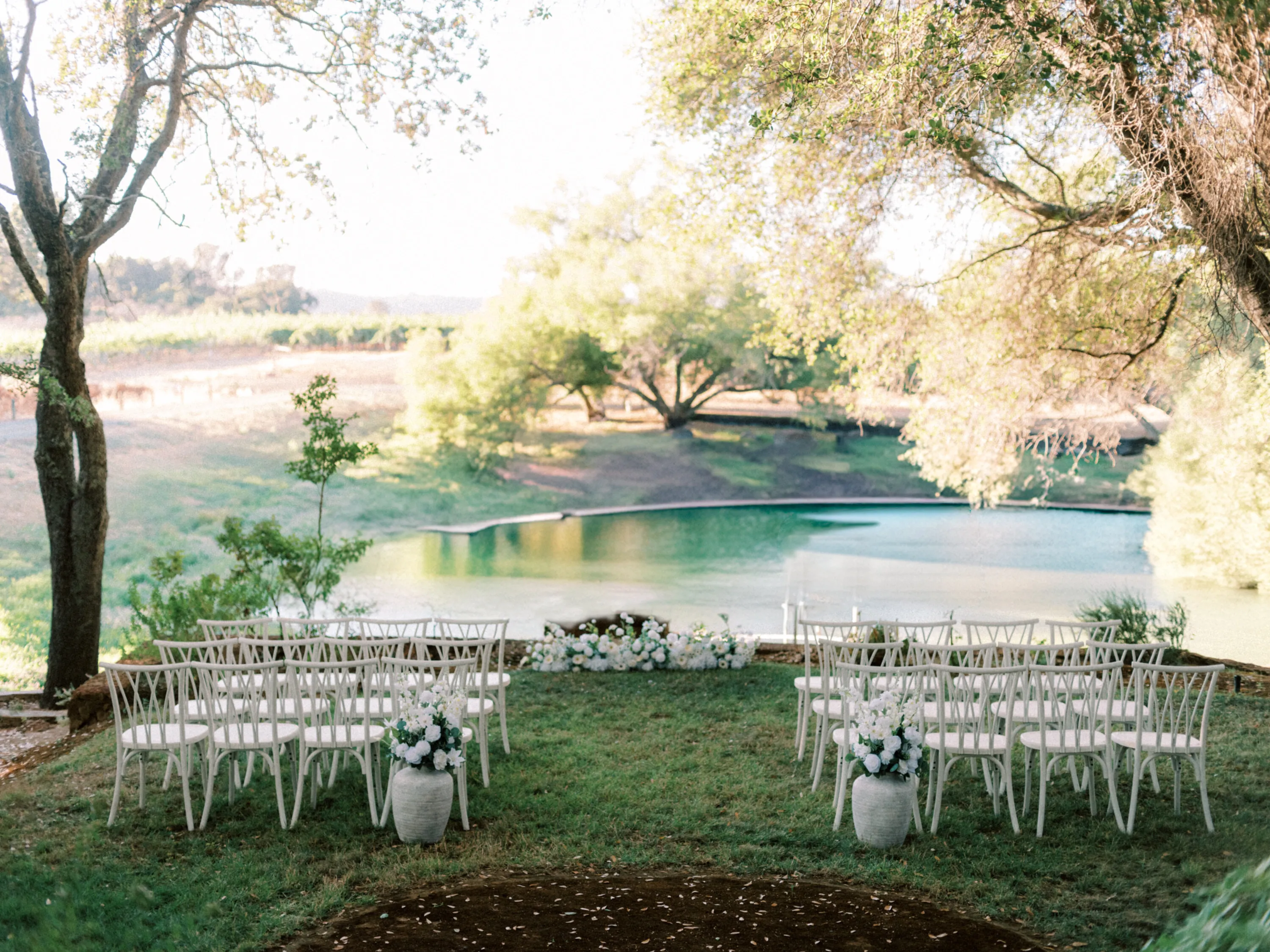 Set of 2 White Florals