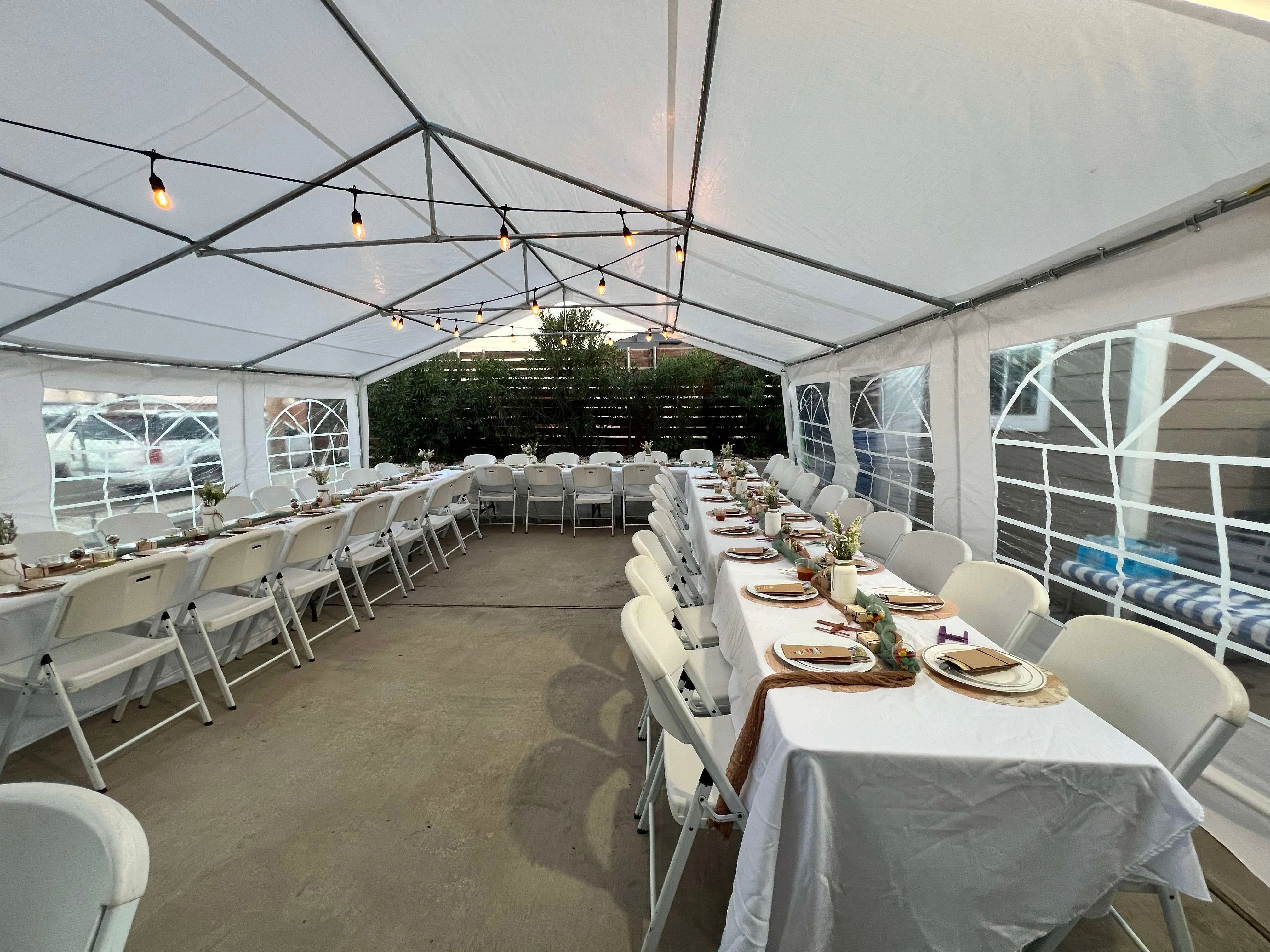 Value Package (plastic white chairs / 6ft rectangular tables)