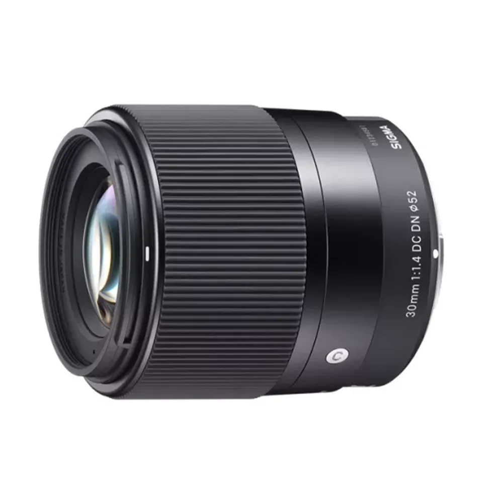 Sigma 30mm f/1.4 DC DN