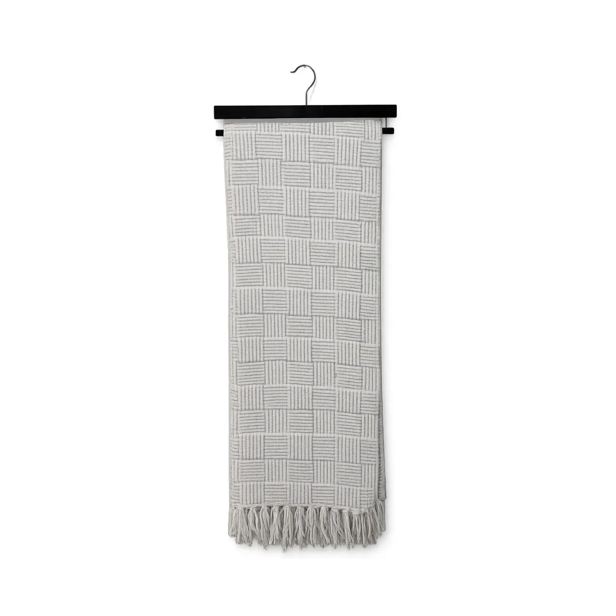 WOVEN GREY THROW BLANKET