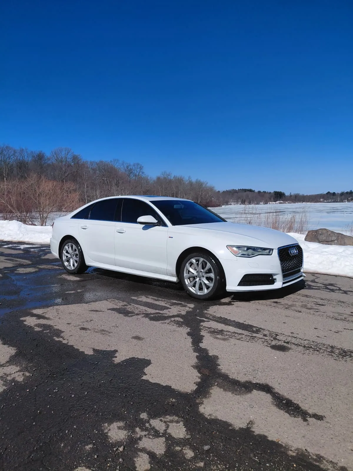Audi 2018 A6 (White)