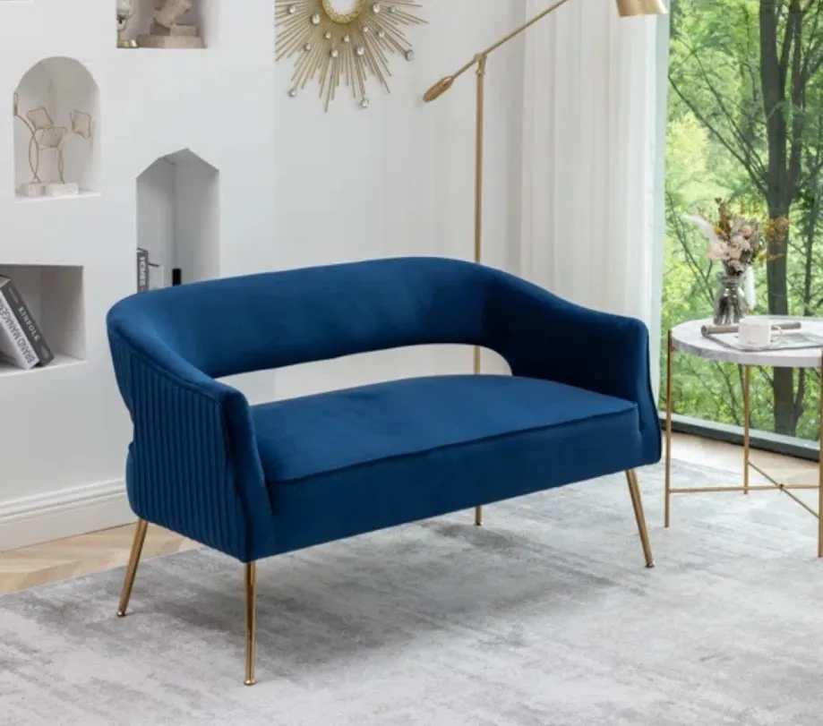 Chynna Velvet Loveseat