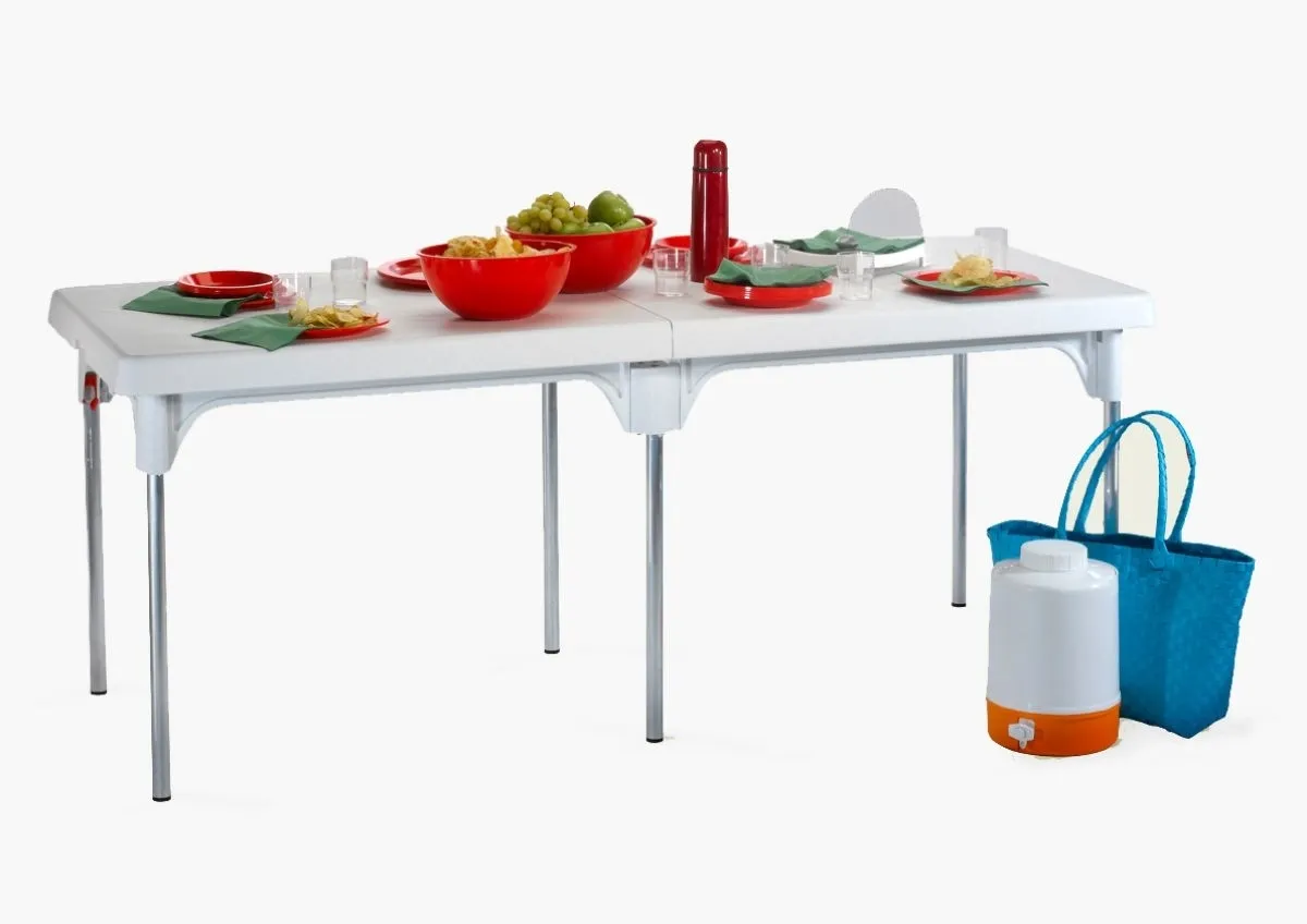 שולחן מתקפל לאירוח