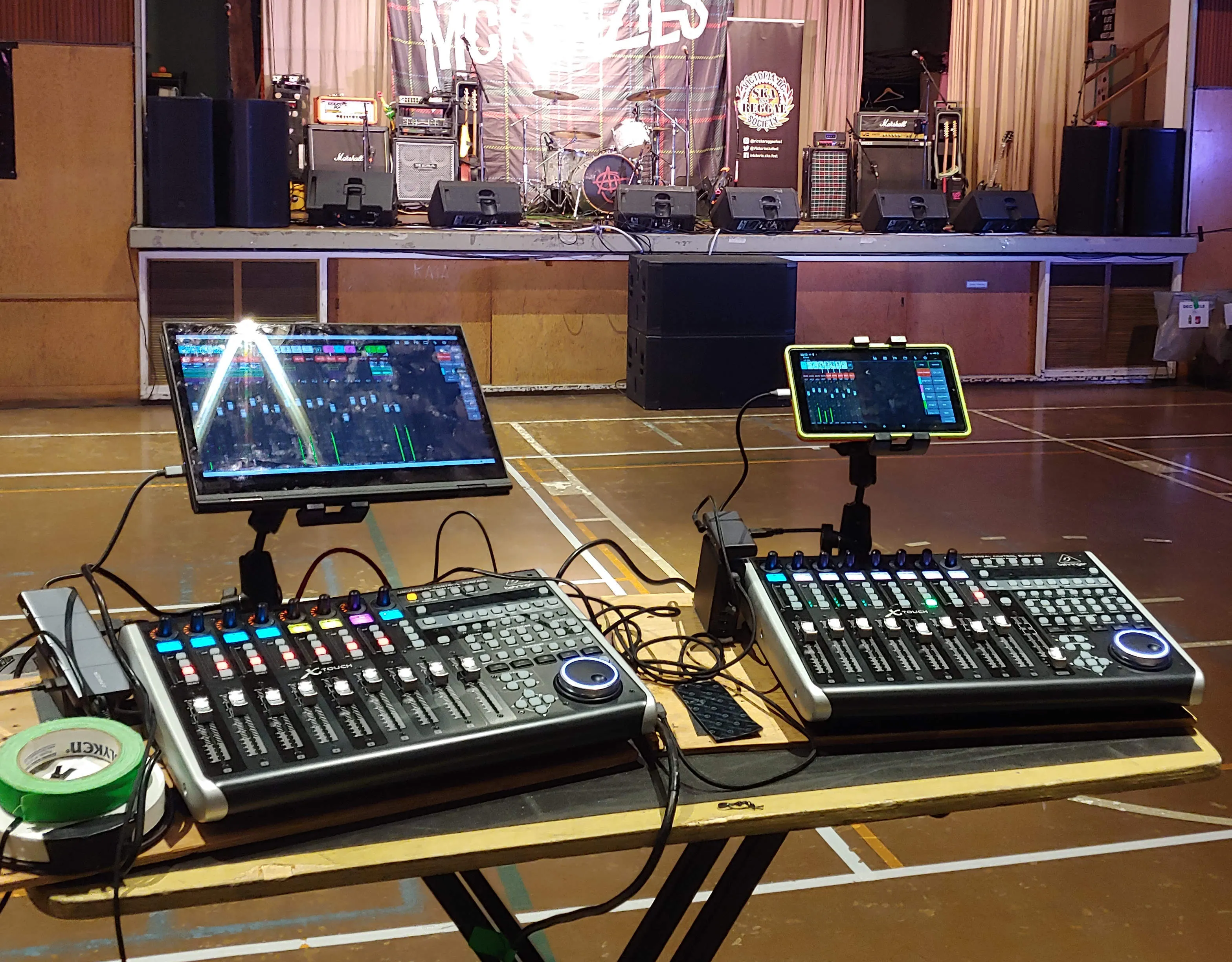 16 Fader Controller + Trouchscreens Combo