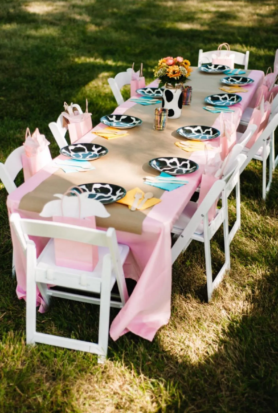 Kid's party chairs and tables set for rent Tampa