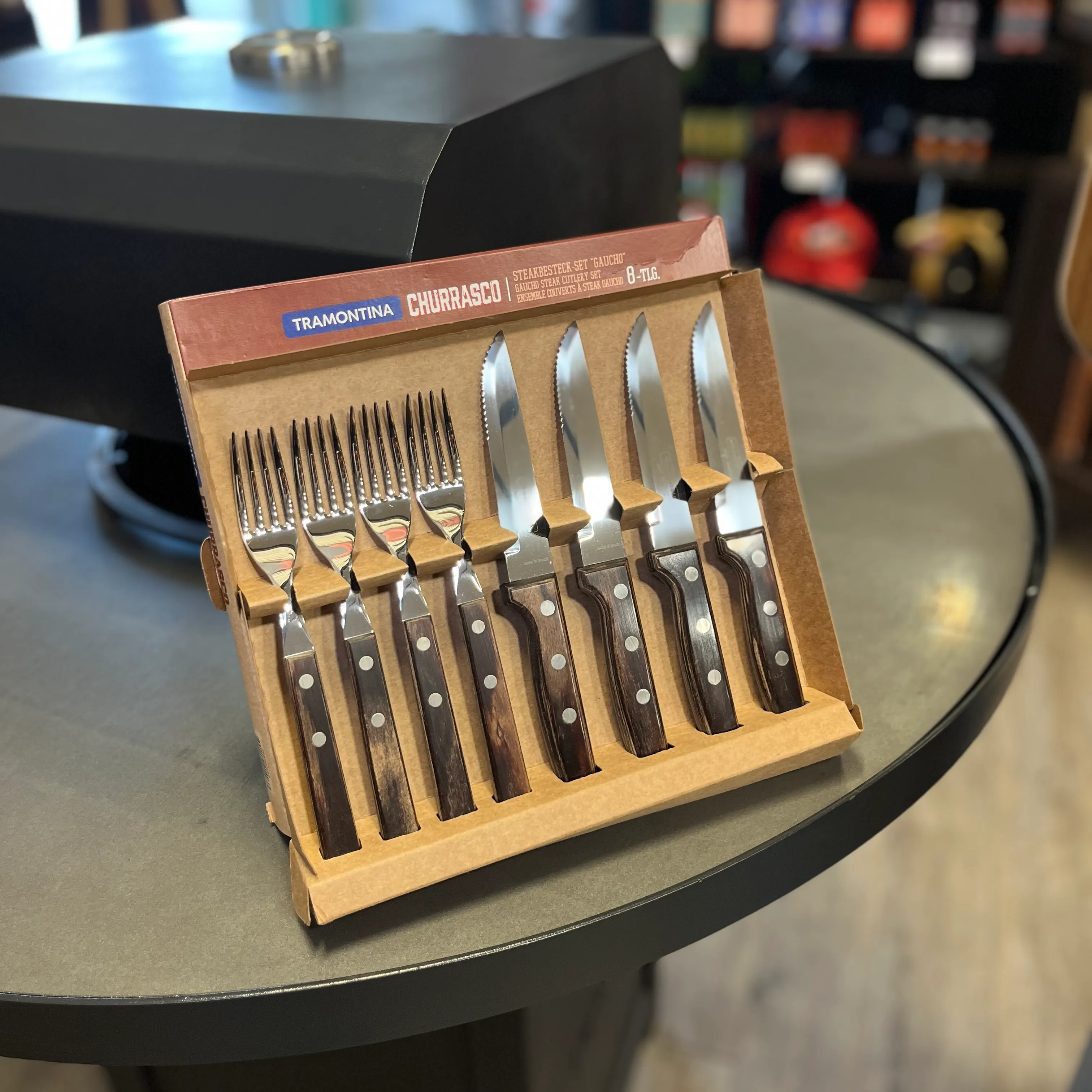 Set 8 pièces couverts à steaks Gaucho