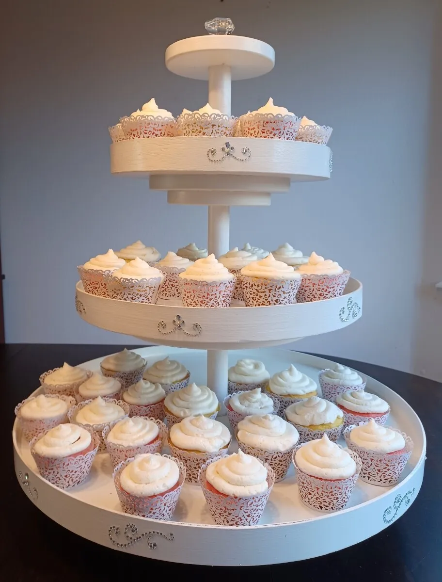 3 Tier Round Cupcake display stand