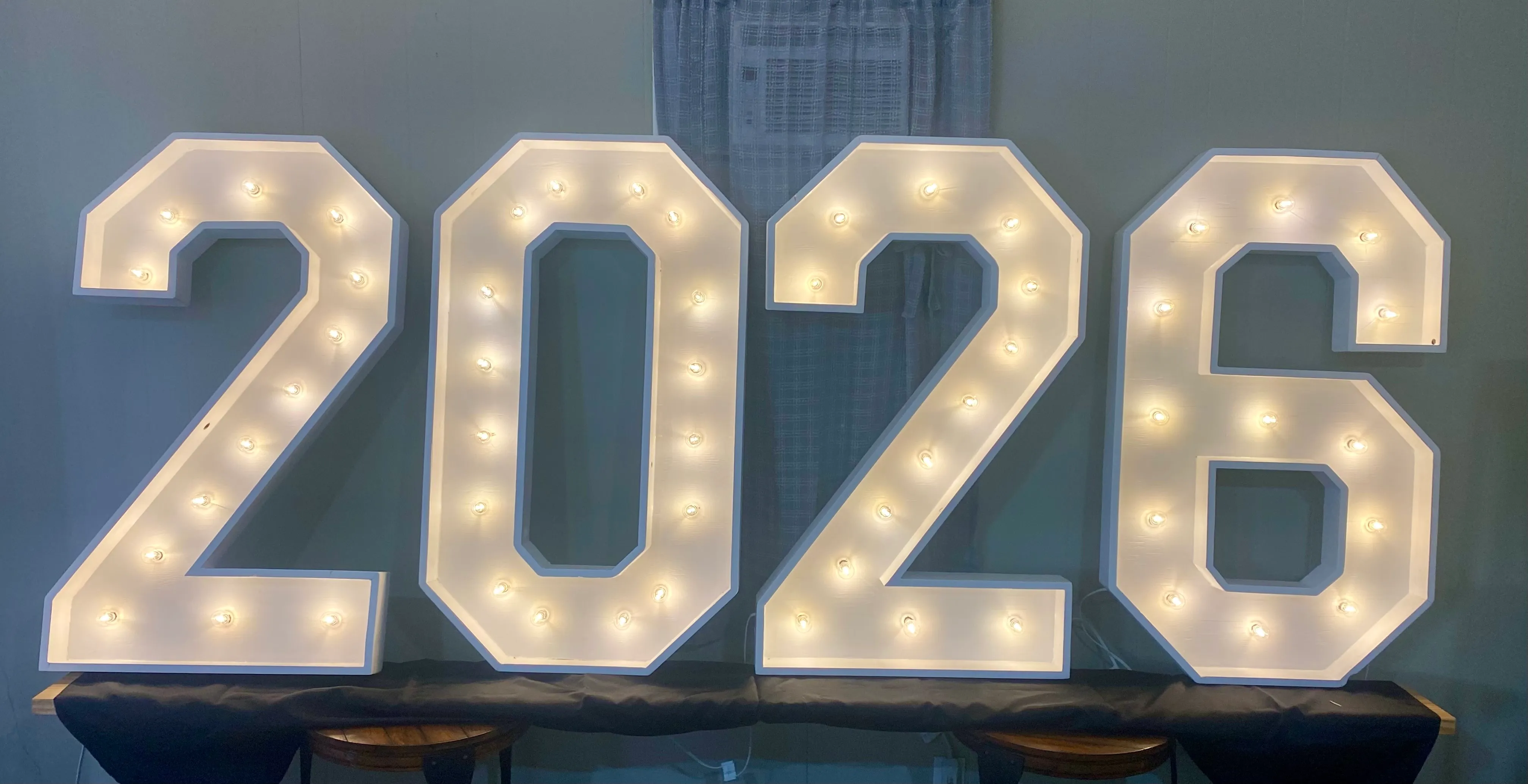 4' Wood Marquee Letters & Numbers