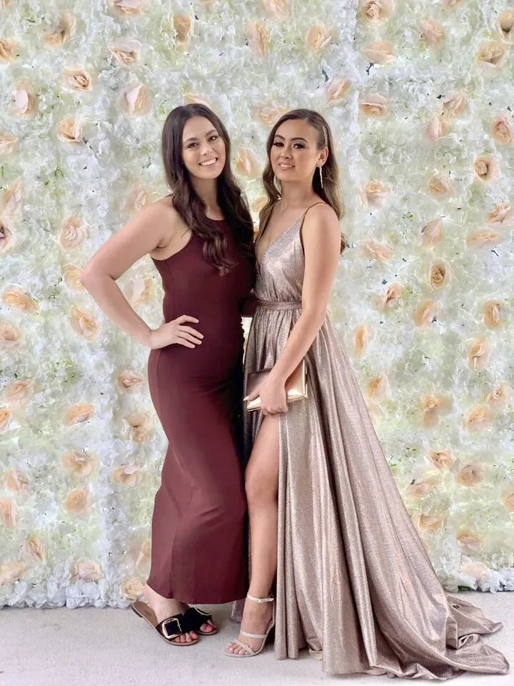 White Flowerwall Backdrop