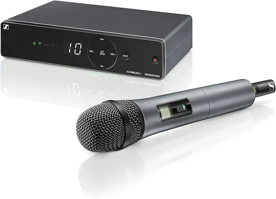Sennheiser XSW 1-825-GB Wireless Live  Dynamic Cardioid Microphone System, Integrated Antennas